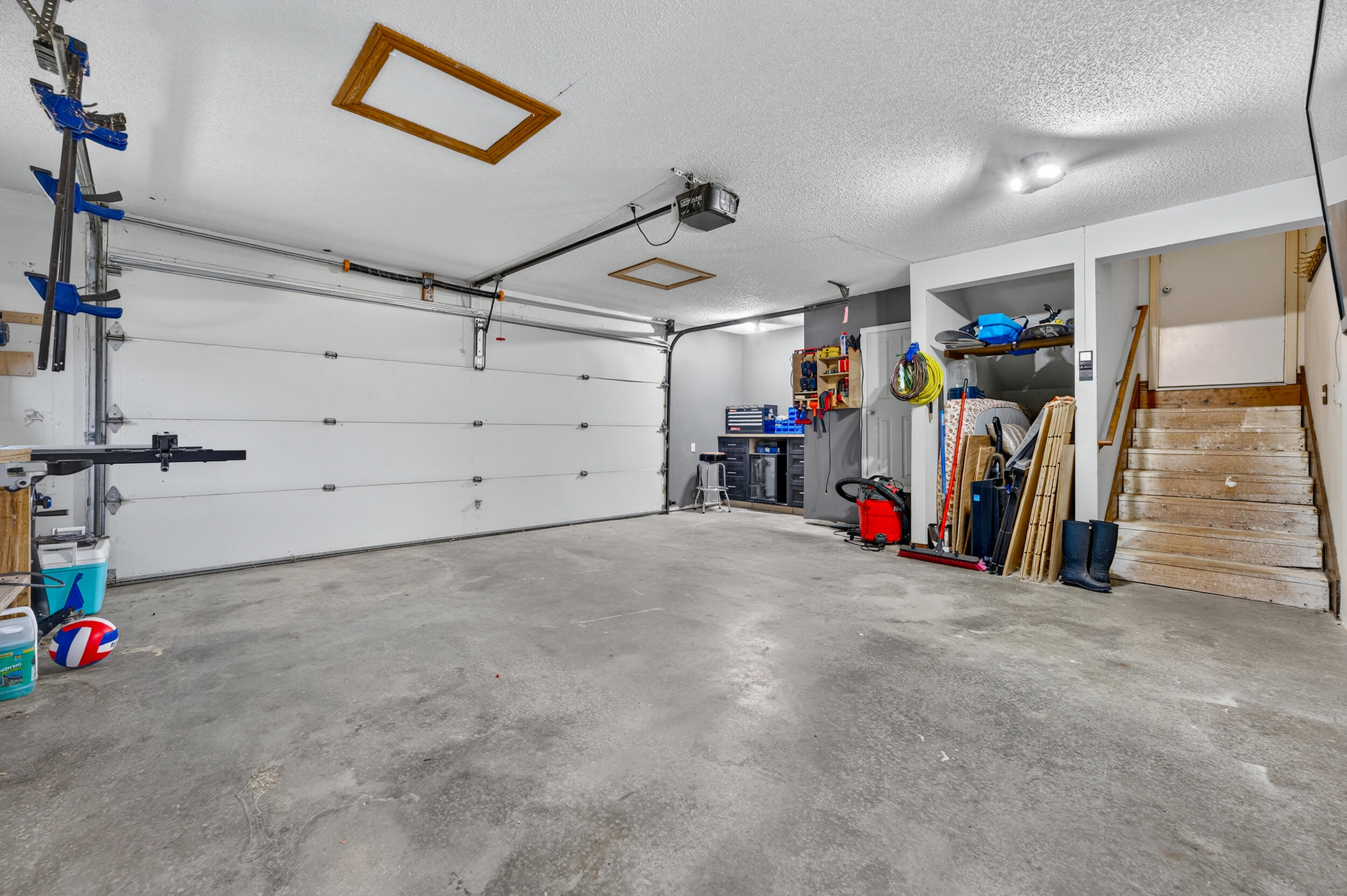 SOUTHVIEW ESTATES - Residential
