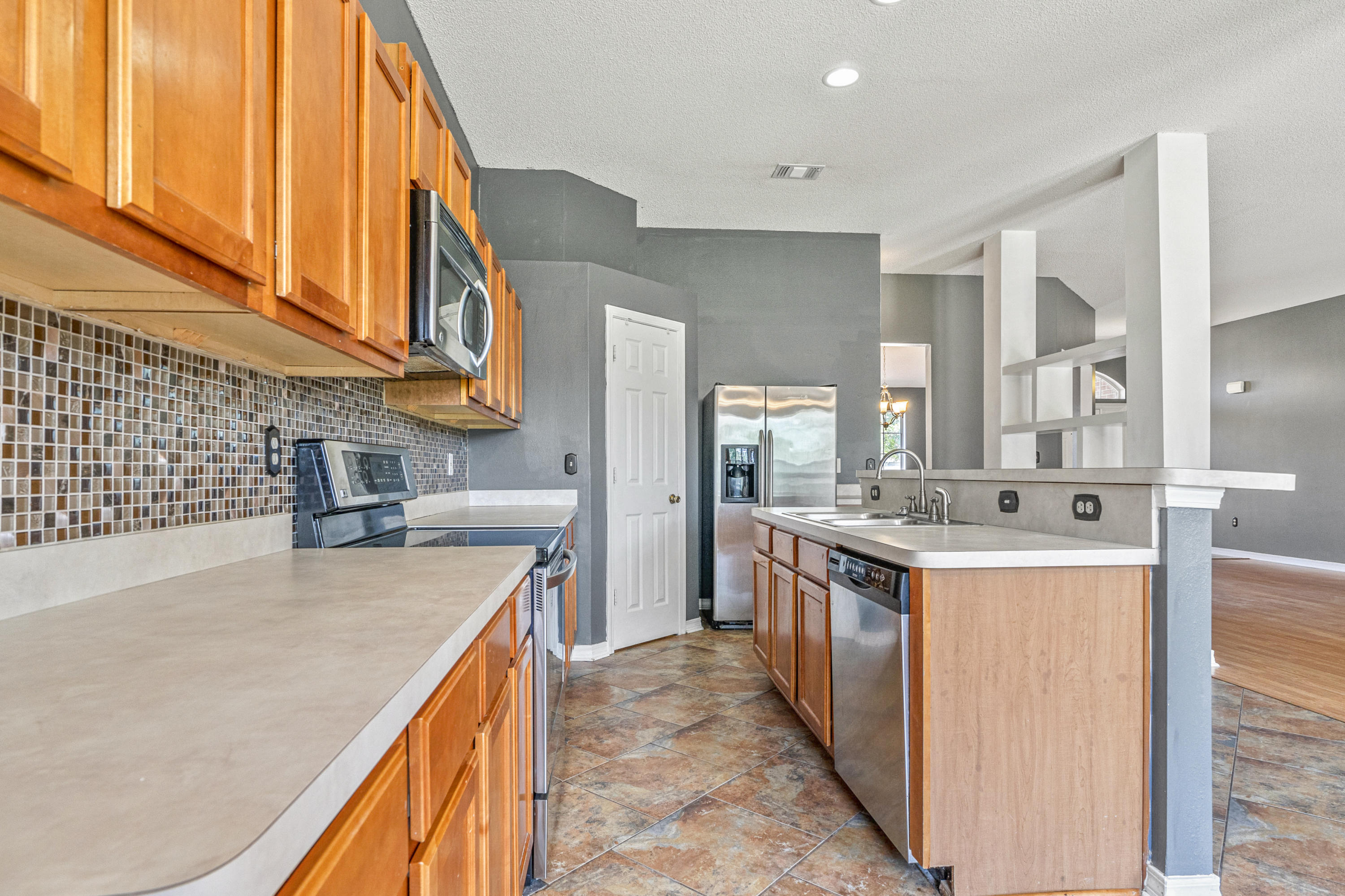 SKY RIDGE ESTATES 1ST ADD - Residential