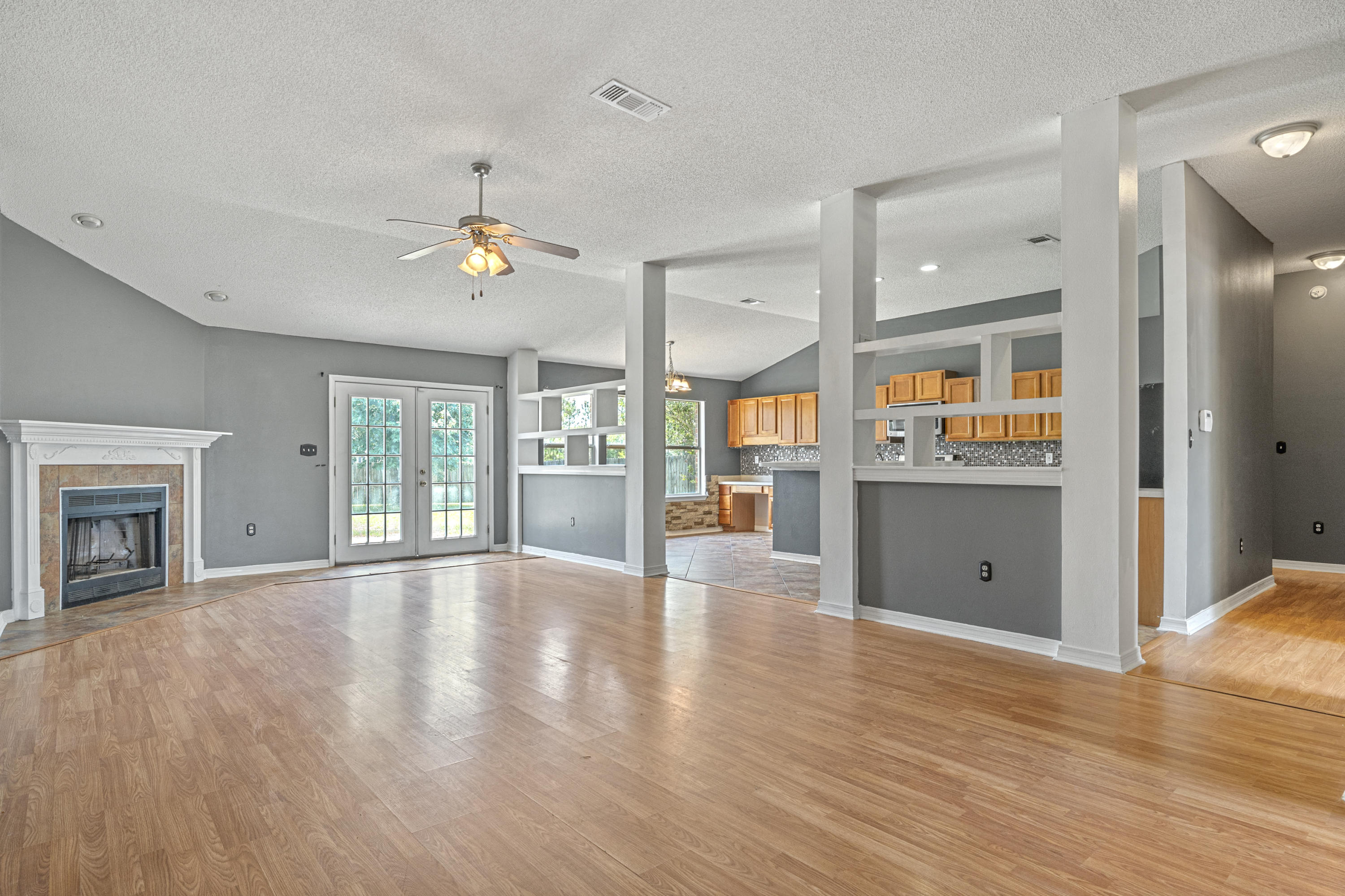 SKY RIDGE ESTATES 1ST ADD - Residential