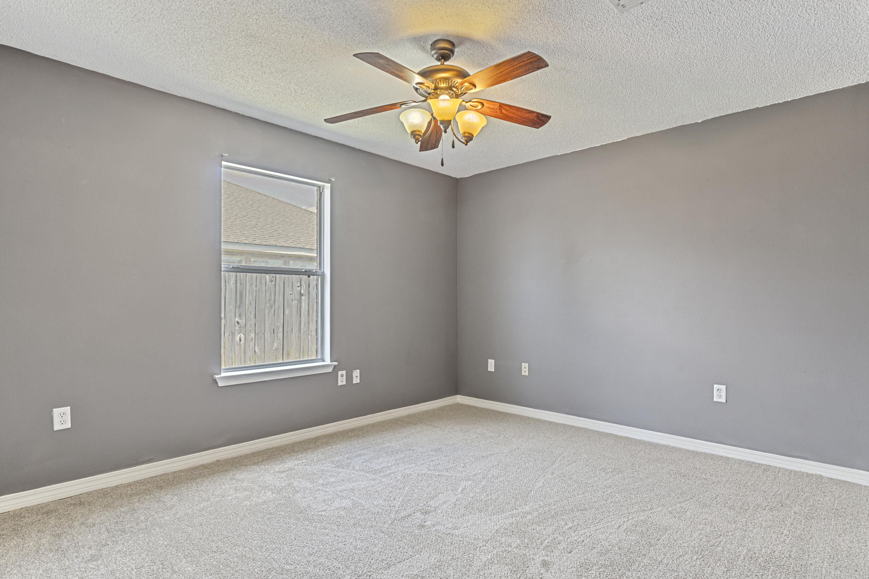 SKY RIDGE ESTATES 1ST ADD - Residential