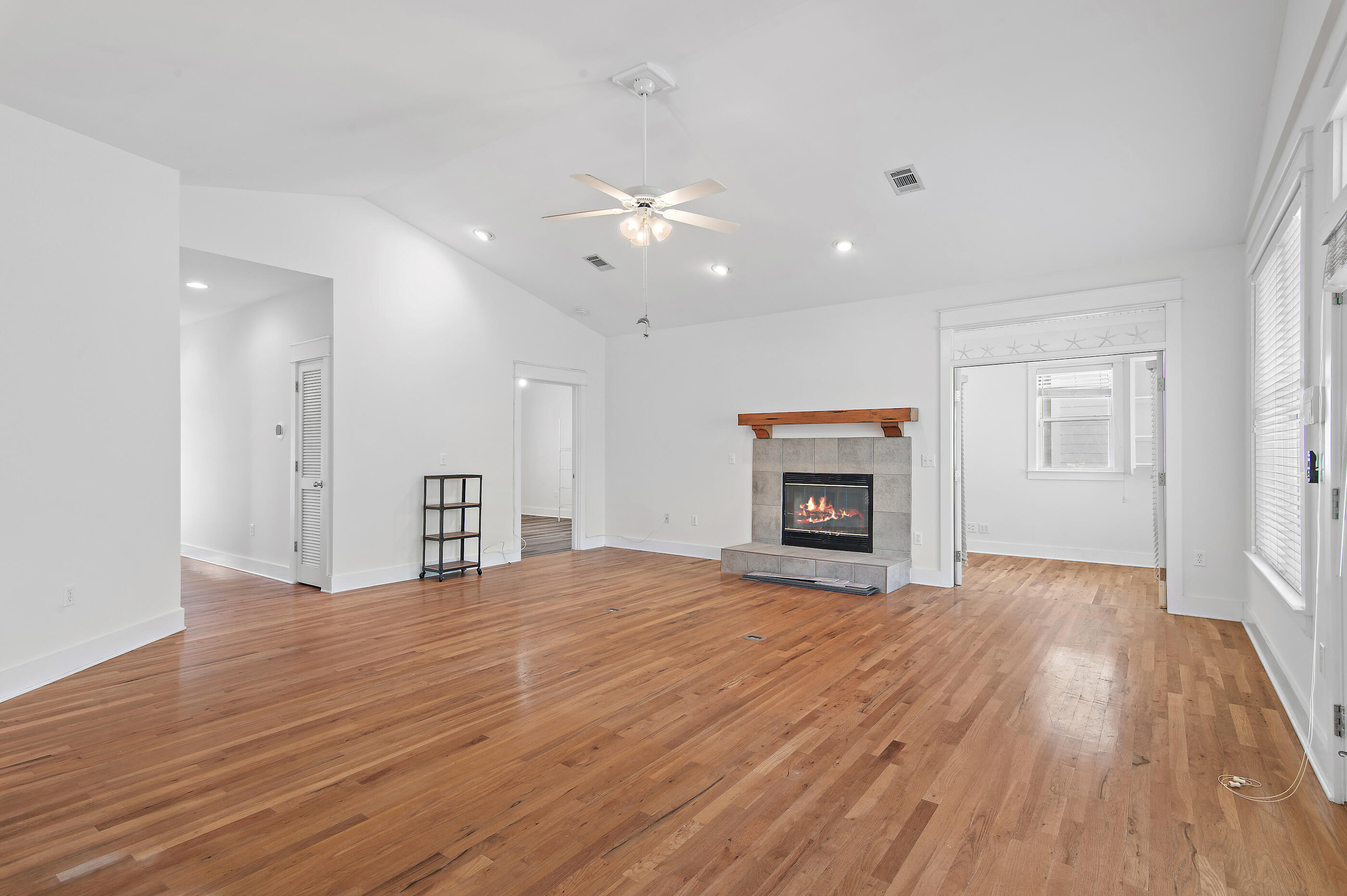 GROVE BY THE SEA 2ND ADDN - Residential