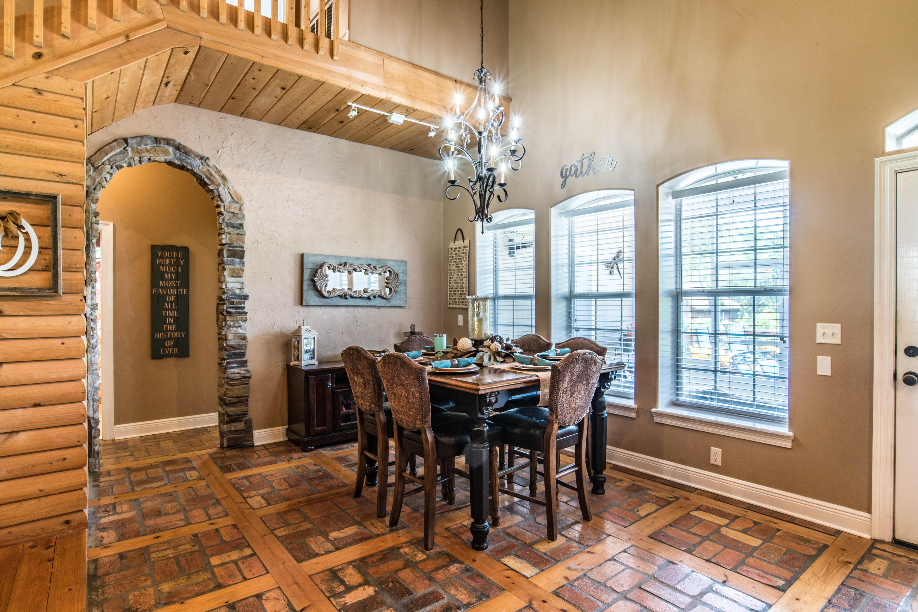 TOM KING ESTATES 2 & 3 - Residential