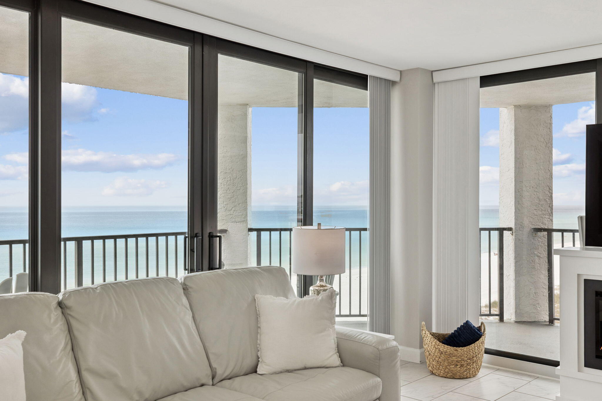 AQUAVISTA CONDO - Residential