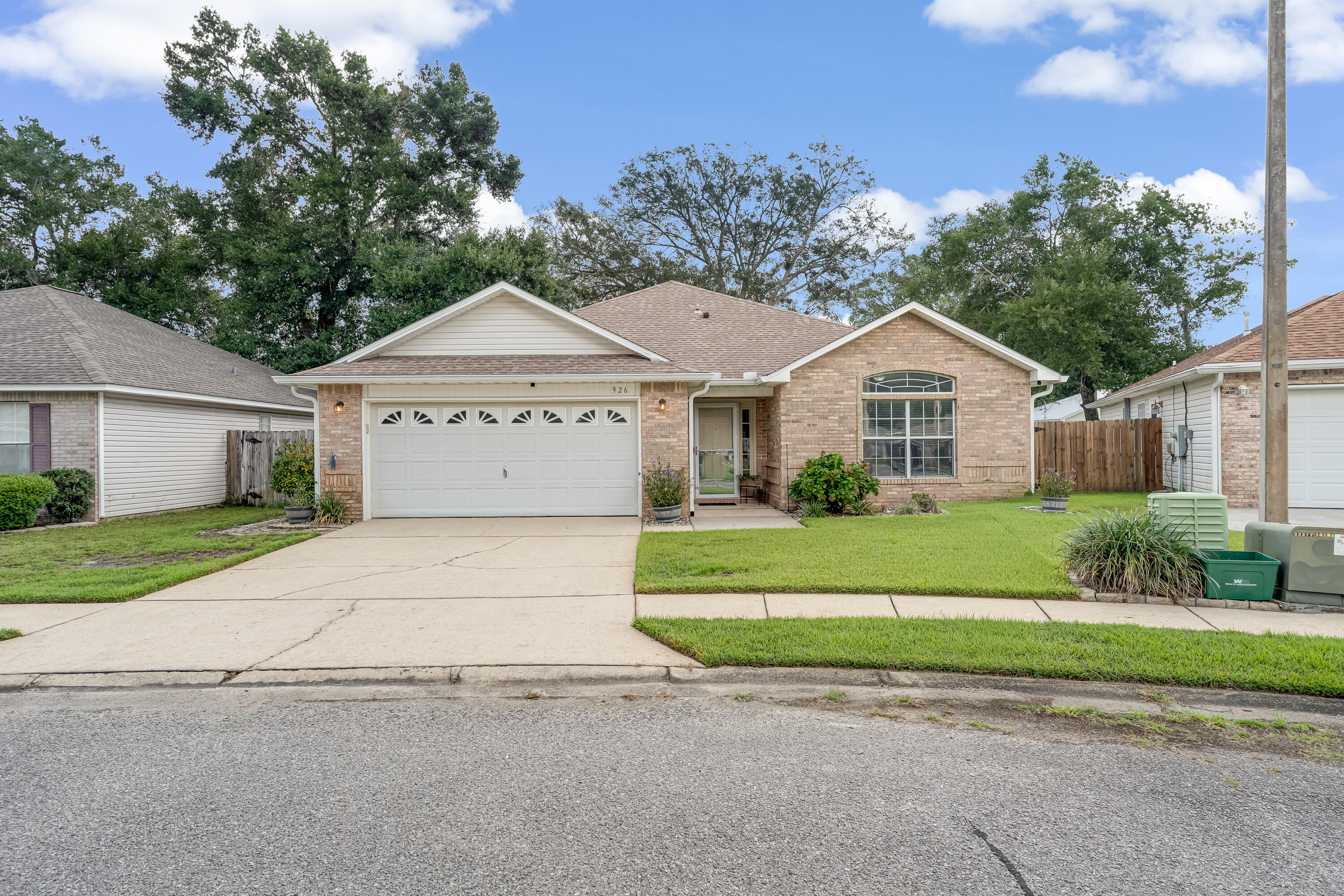 OAK PARK ESTATES - Residential
