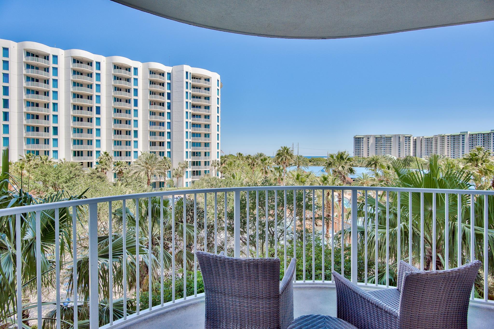 THE PALMS OF DESTIN - Residential