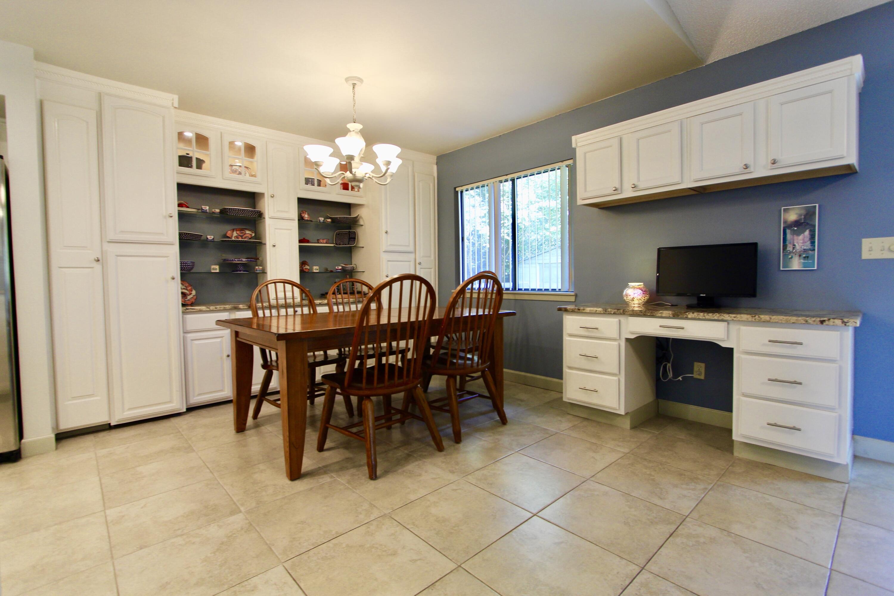 CEDAR RIDGE PH 10 - Residential