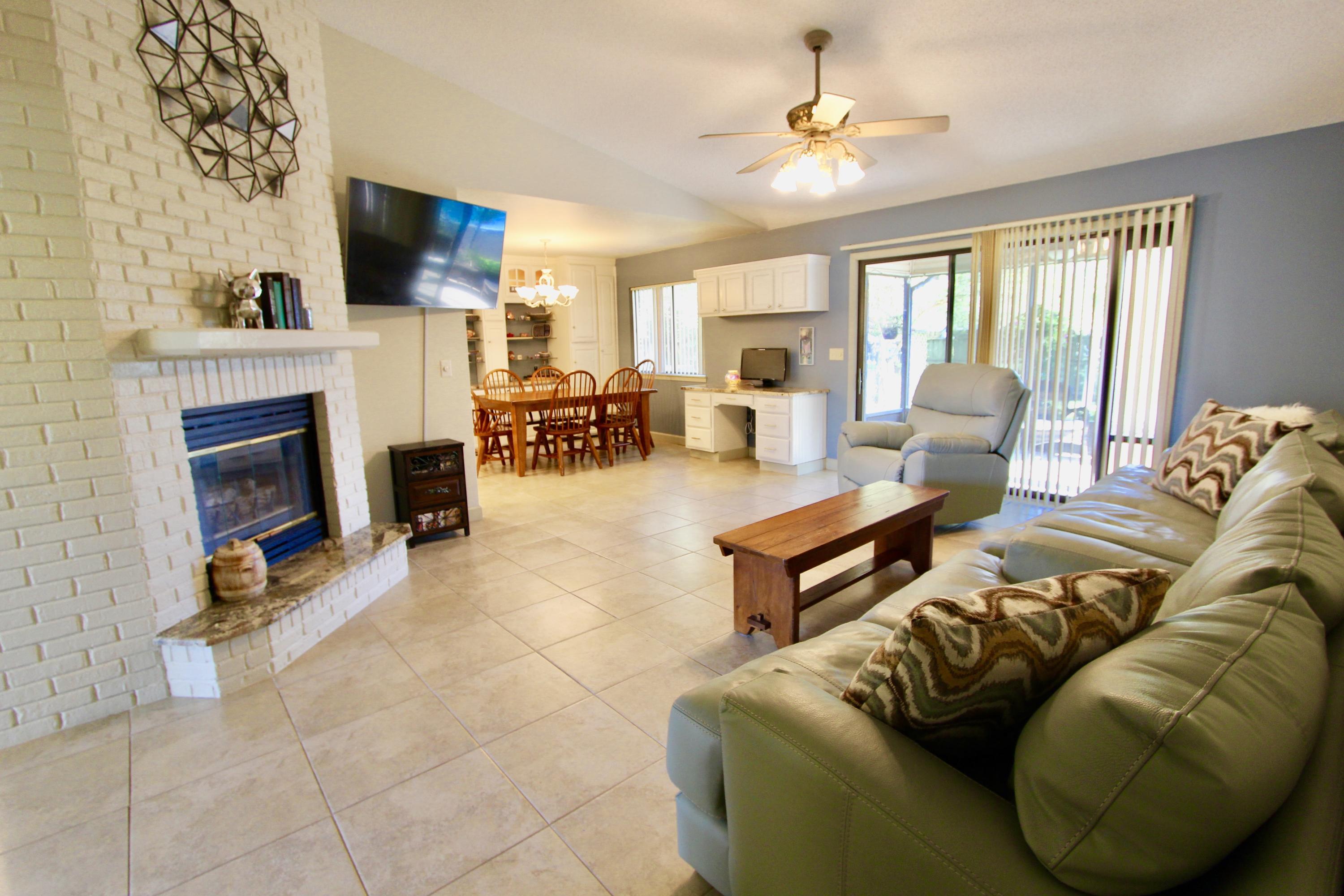 CEDAR RIDGE PH 10 - Residential