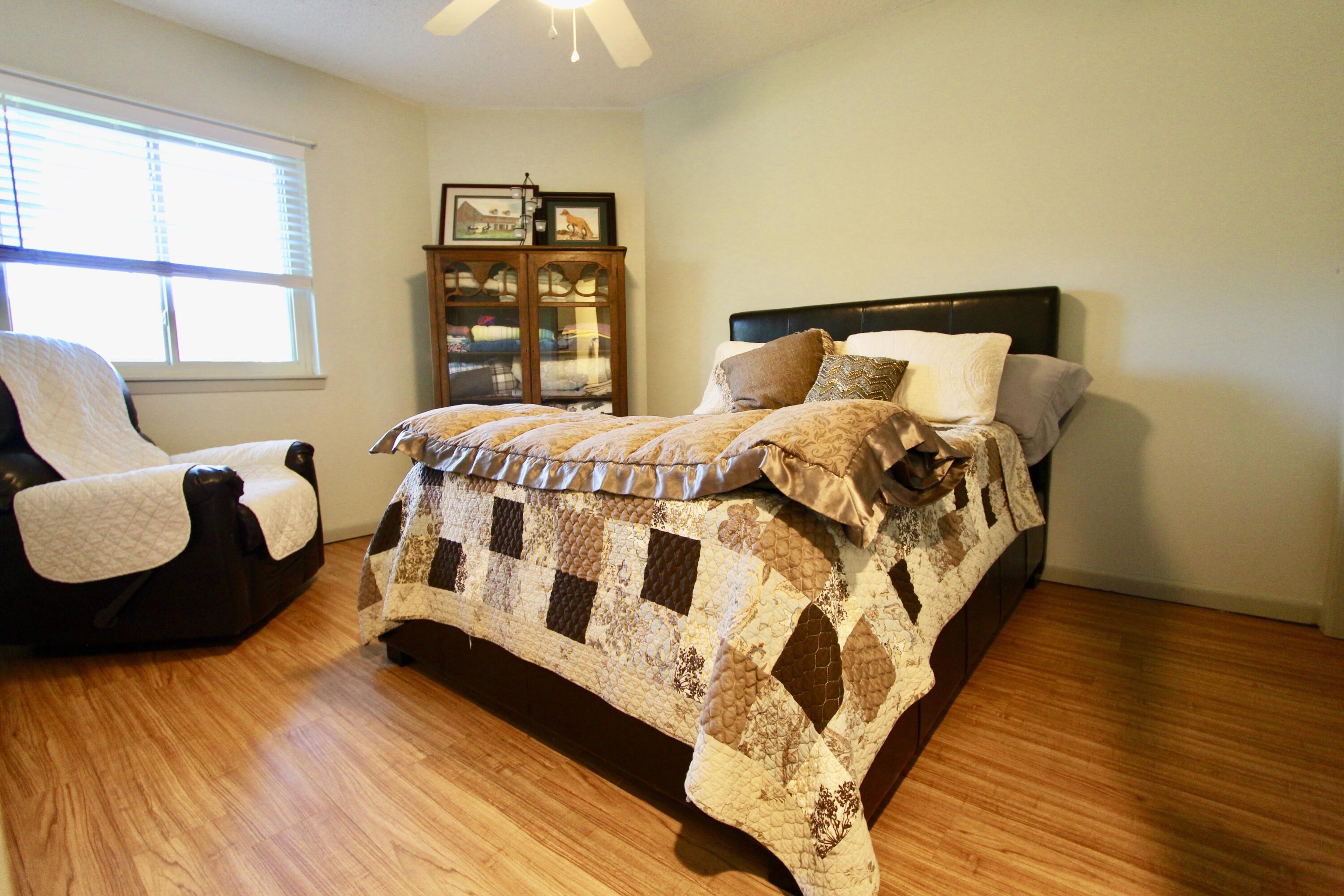 CEDAR RIDGE PH 10 - Residential