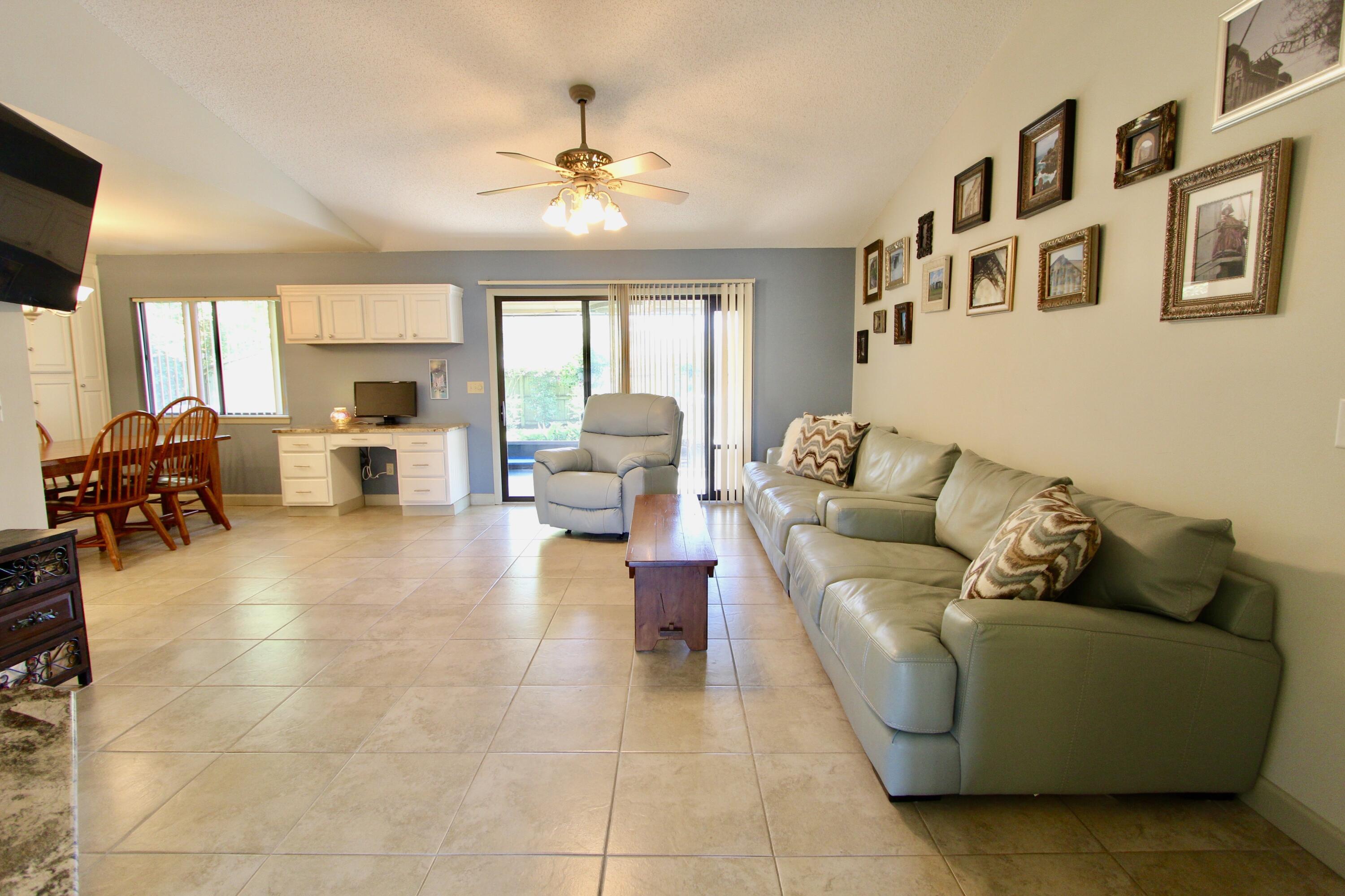 CEDAR RIDGE PH 10 - Residential