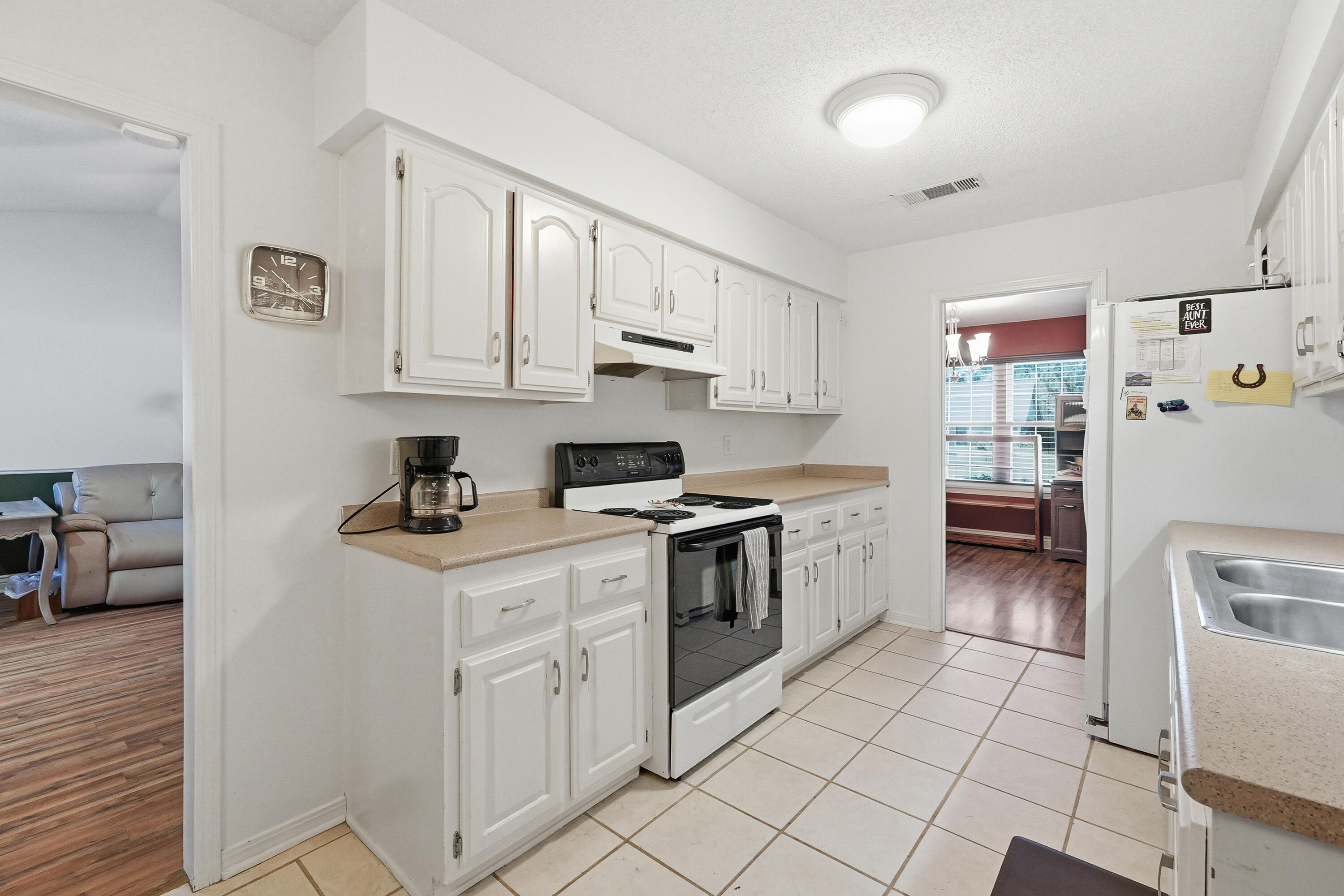 POLYNESIAN ISLANDS - Residential