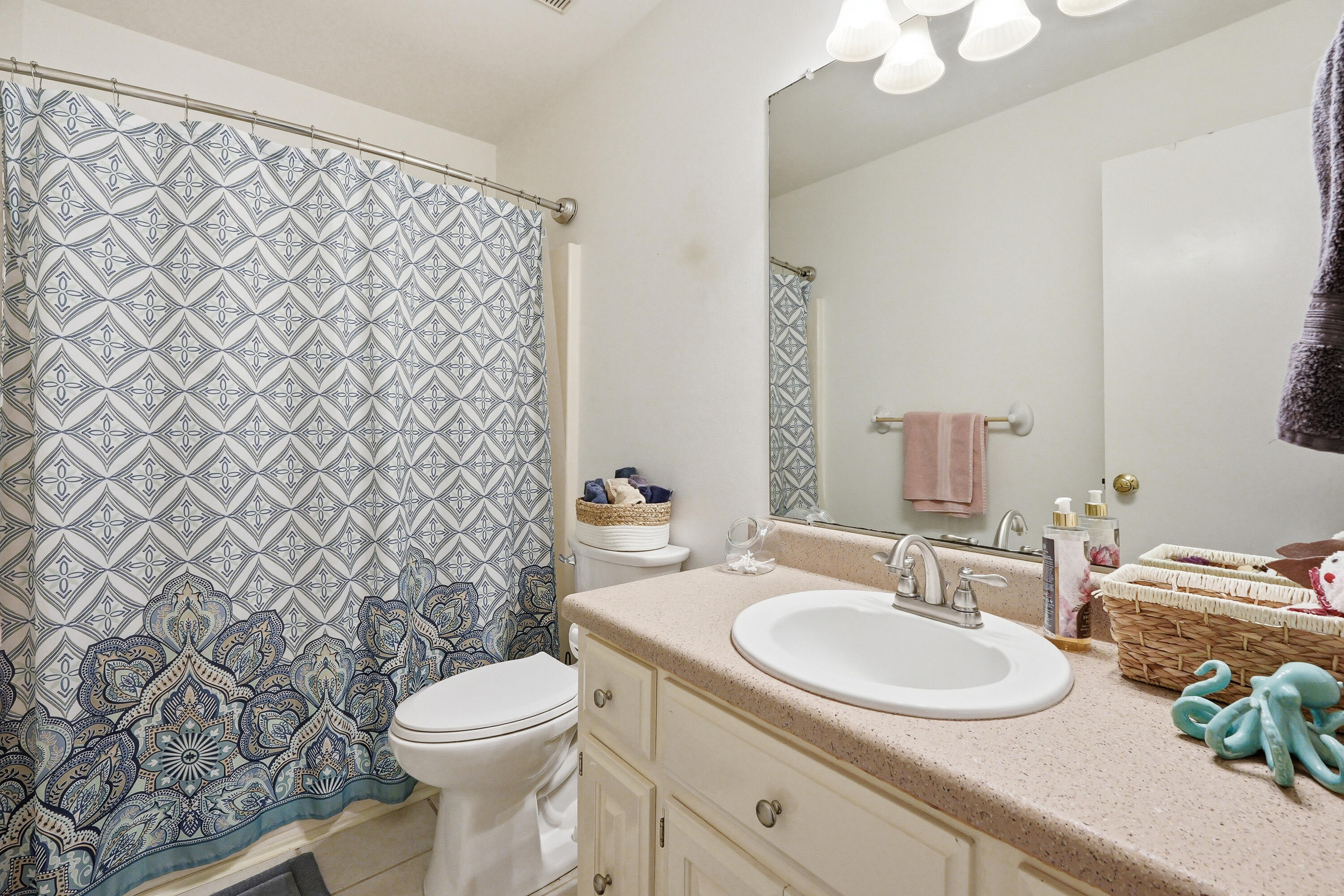 POLYNESIAN ISLANDS - Residential