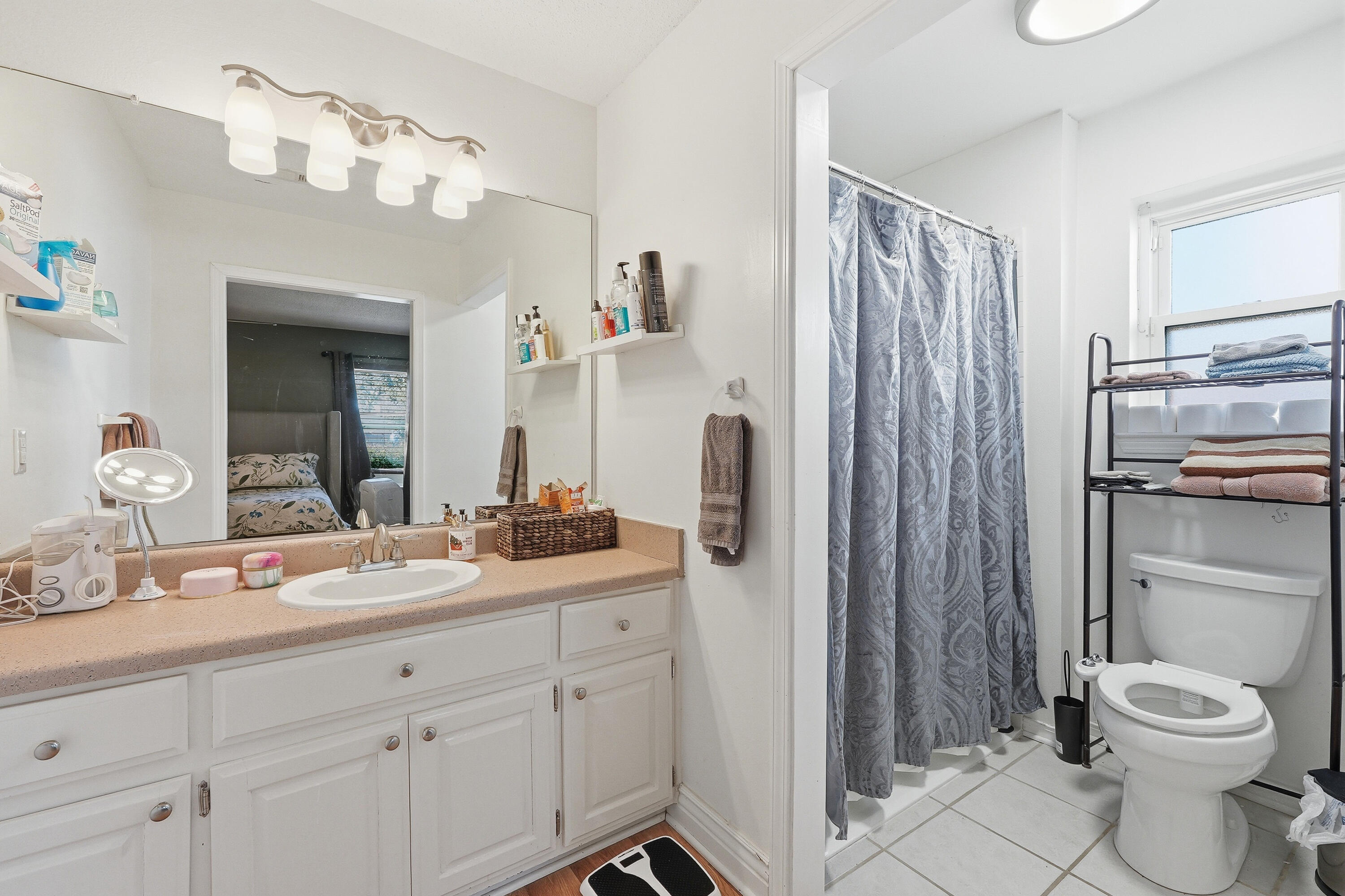 POLYNESIAN ISLANDS - Residential