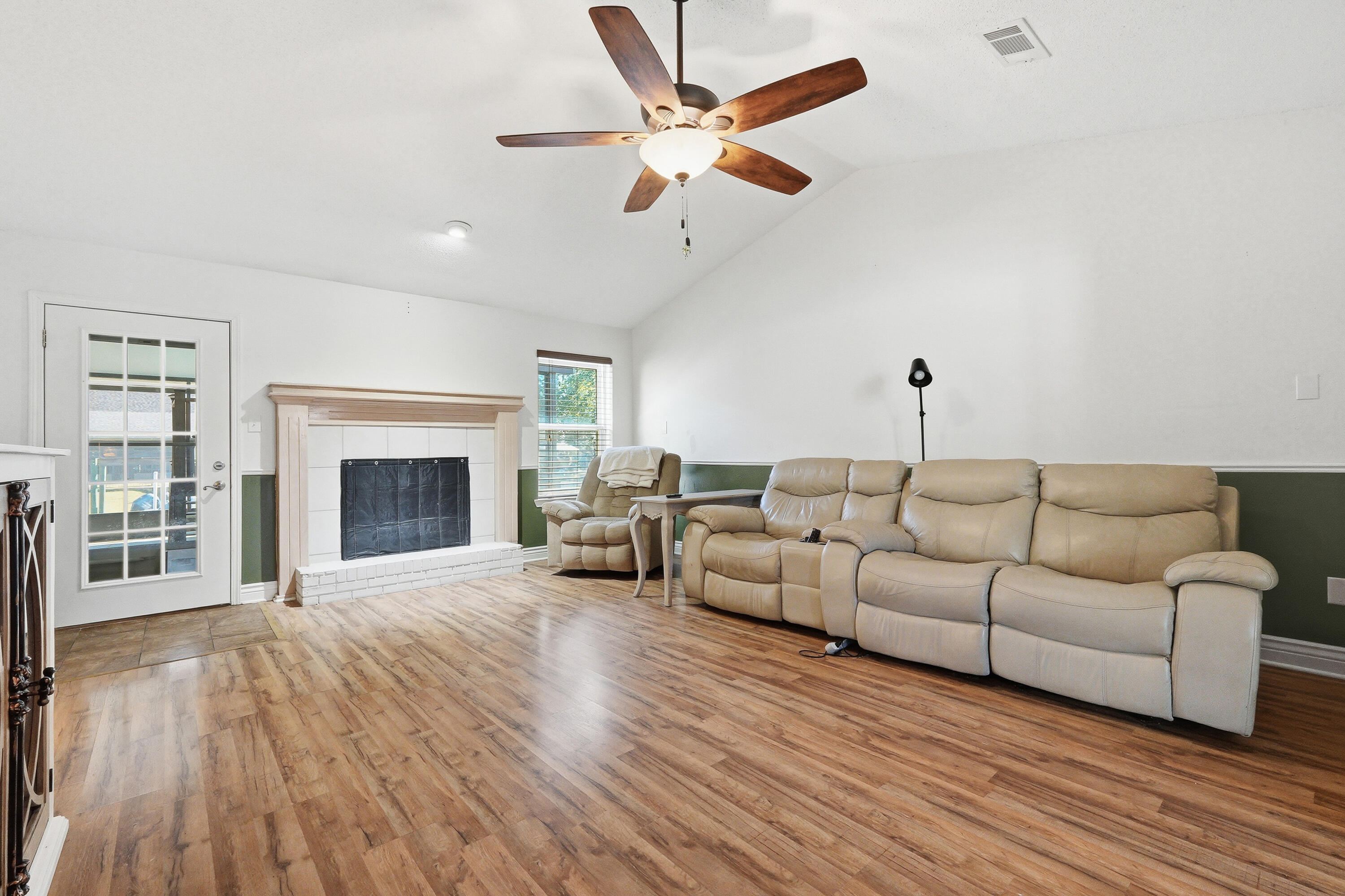 POLYNESIAN ISLANDS - Residential