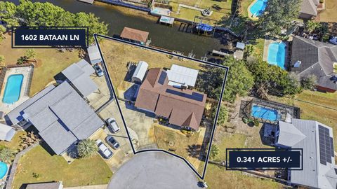 1602 Bataan Lane Gulf Breeze FL 32563