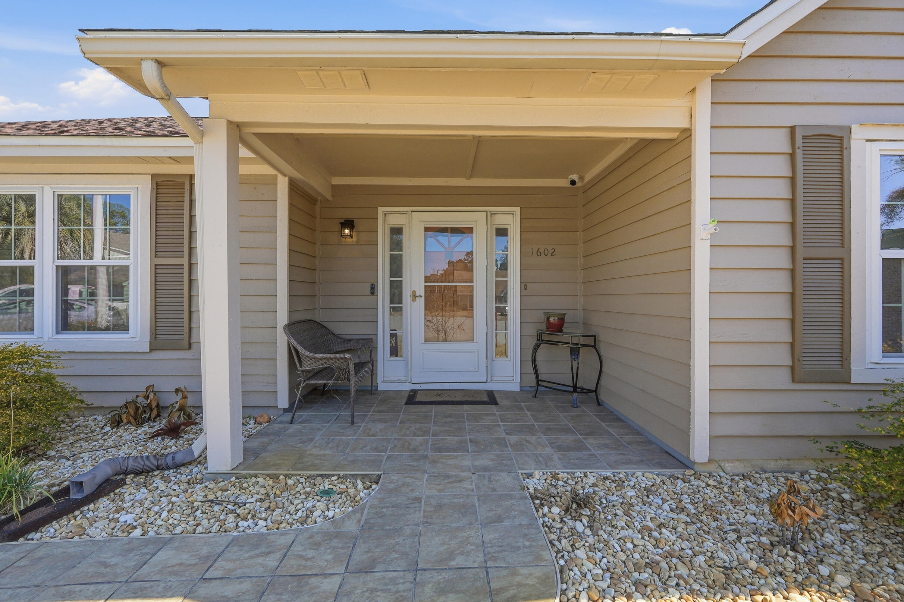 POLYNESIAN ISLANDS - Residential