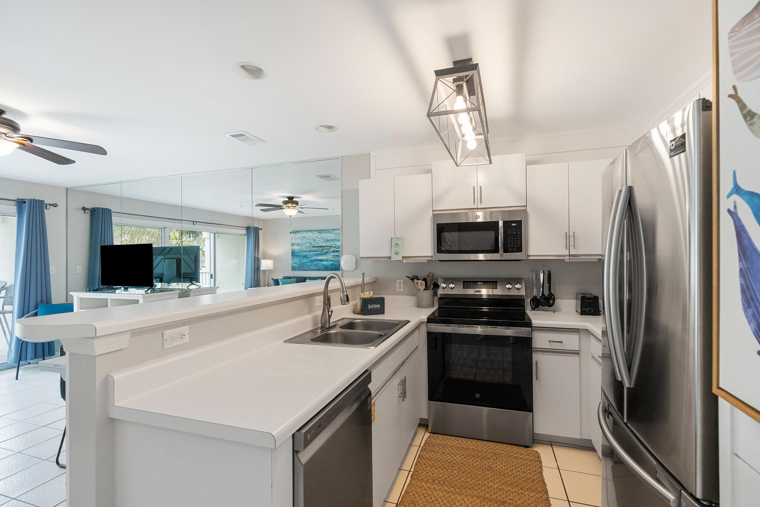 MARAVILLA CONDO 2 - Residential
