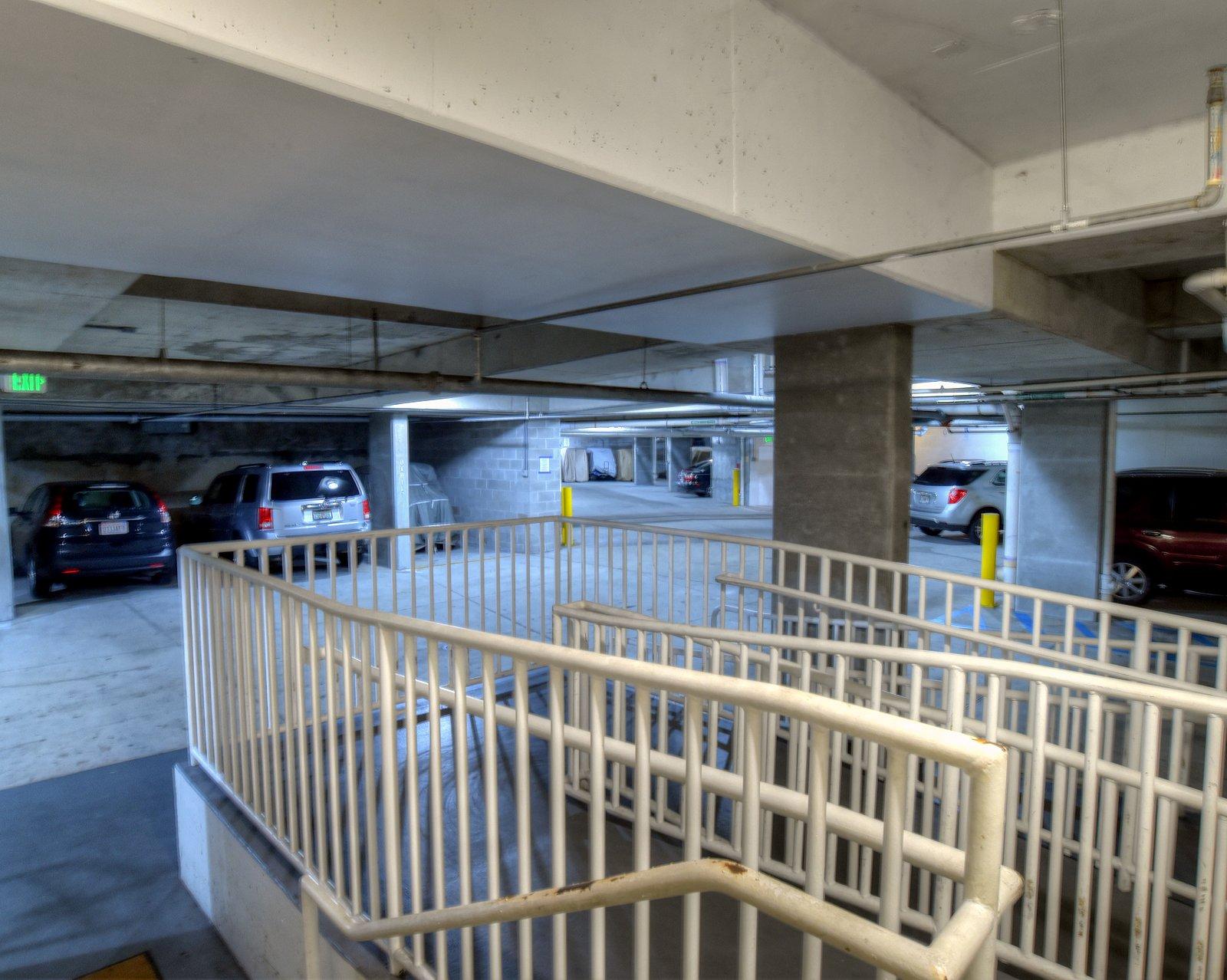 BAHIA CONDO - Residential