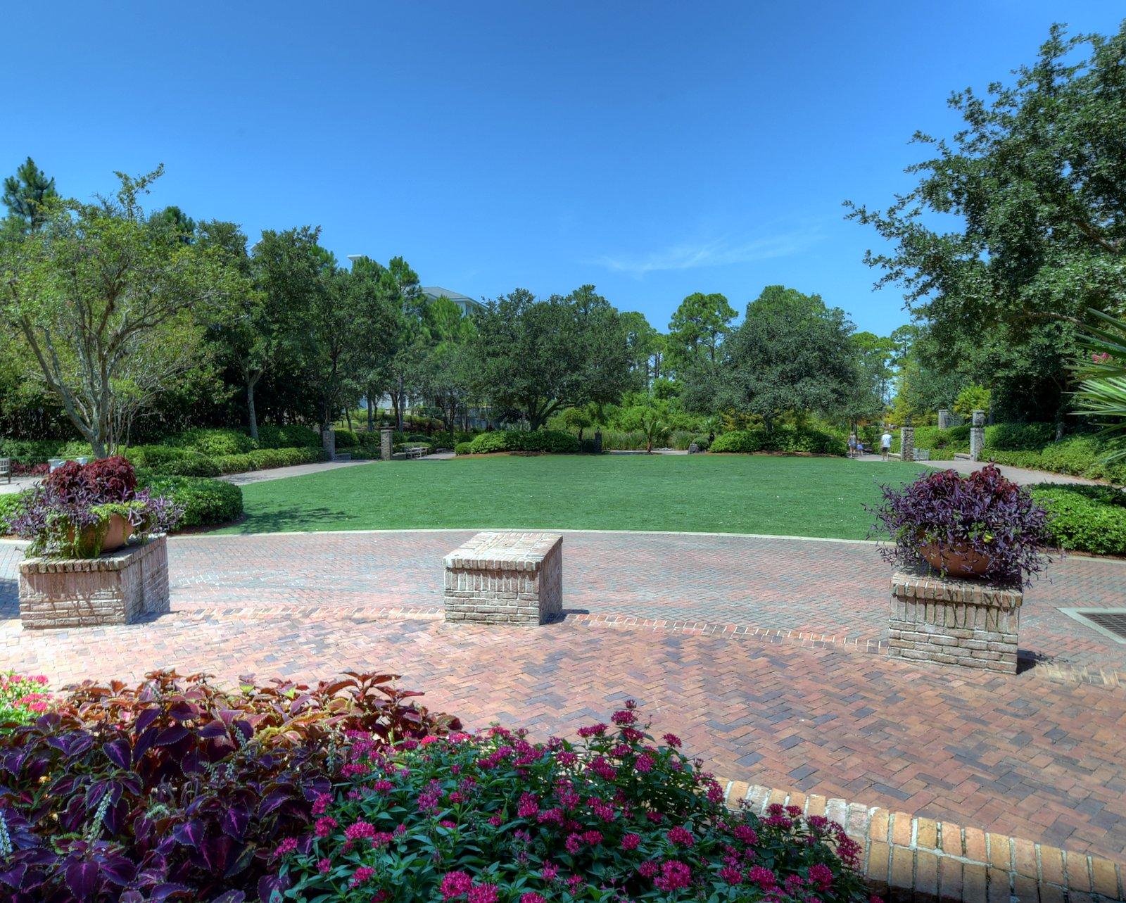 BAHIA CONDO - Residential