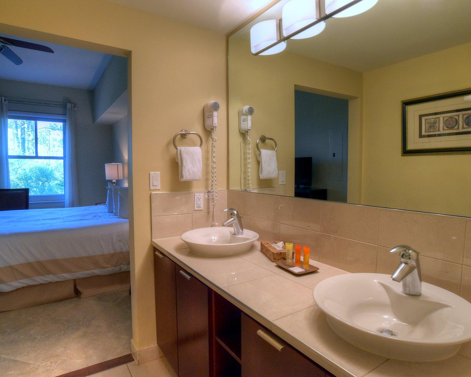 BAHIA CONDO - Residential