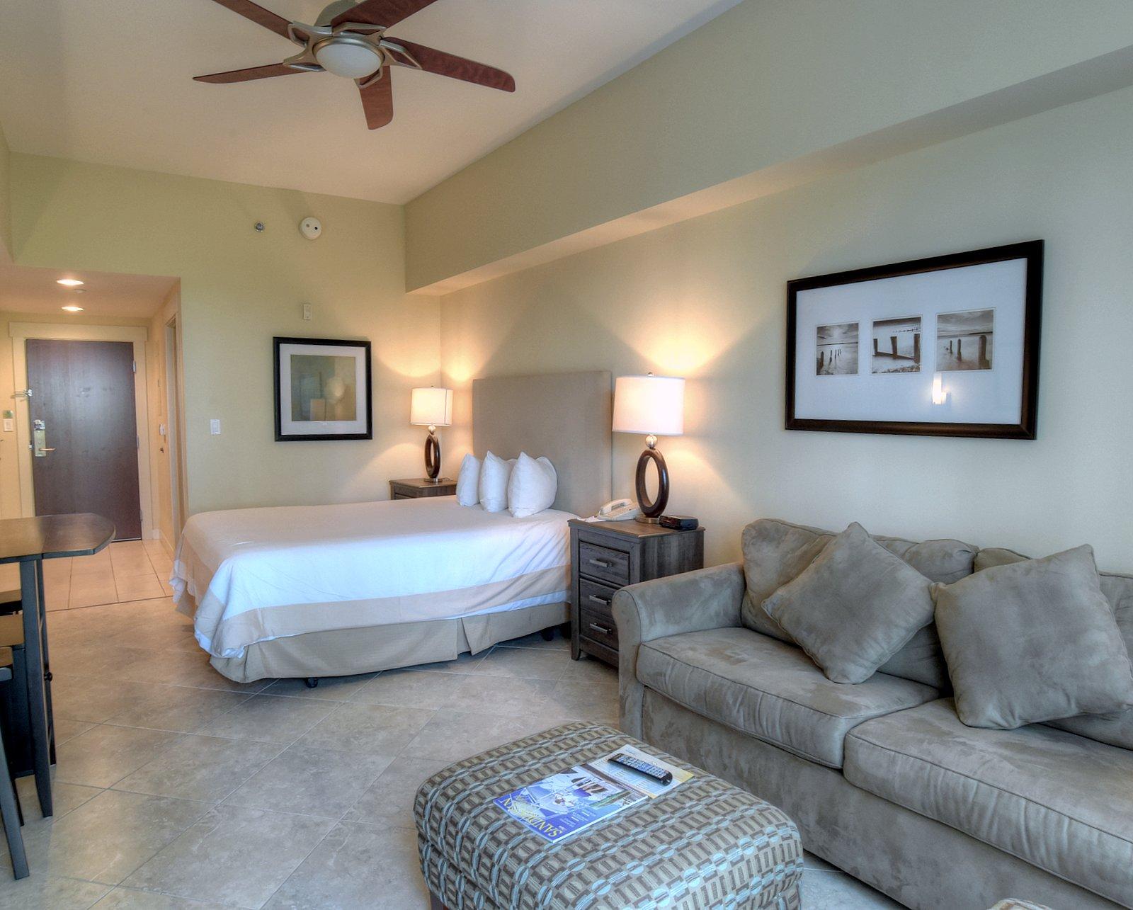 BAHIA CONDO - Residential