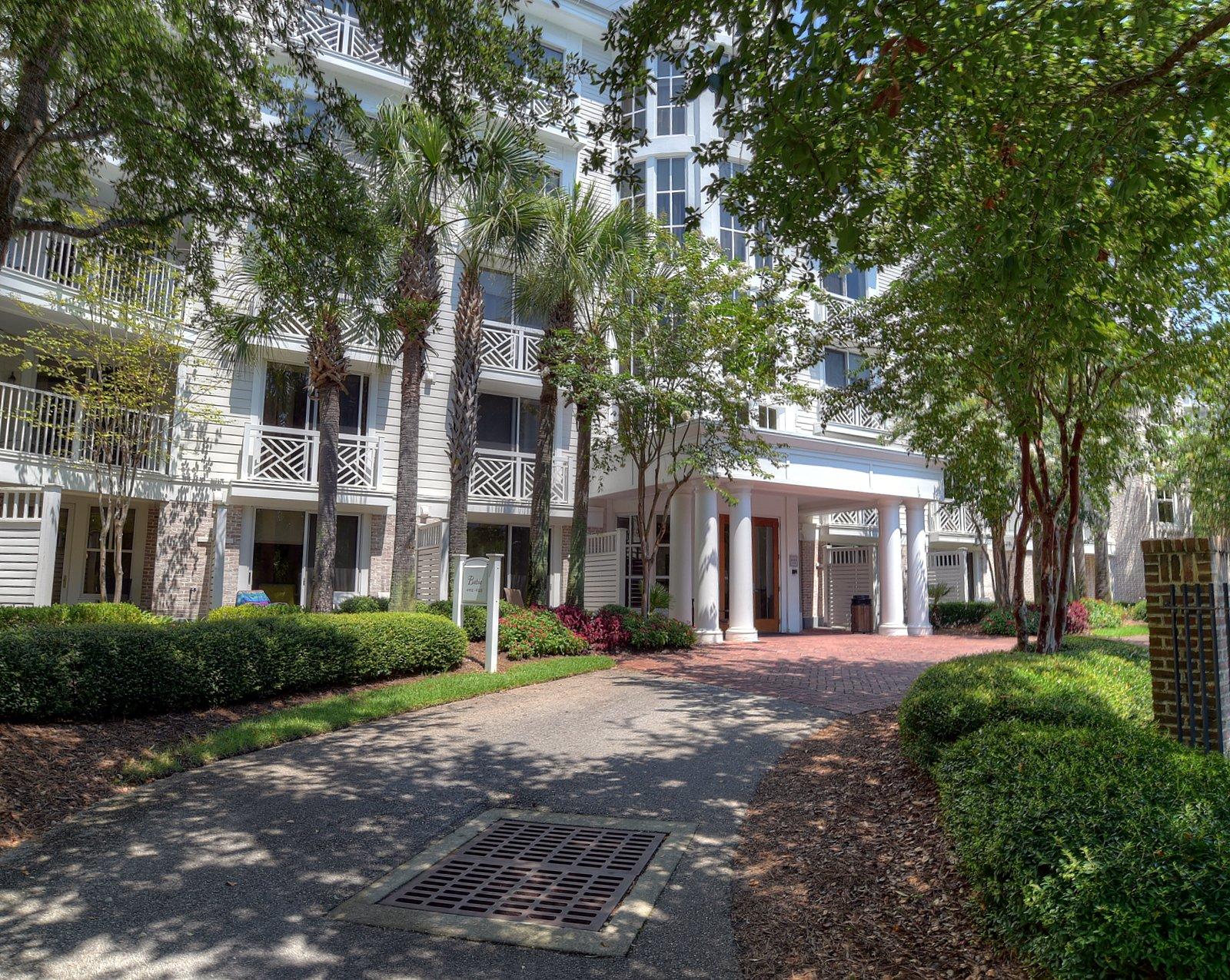 BAHIA CONDO - Residential