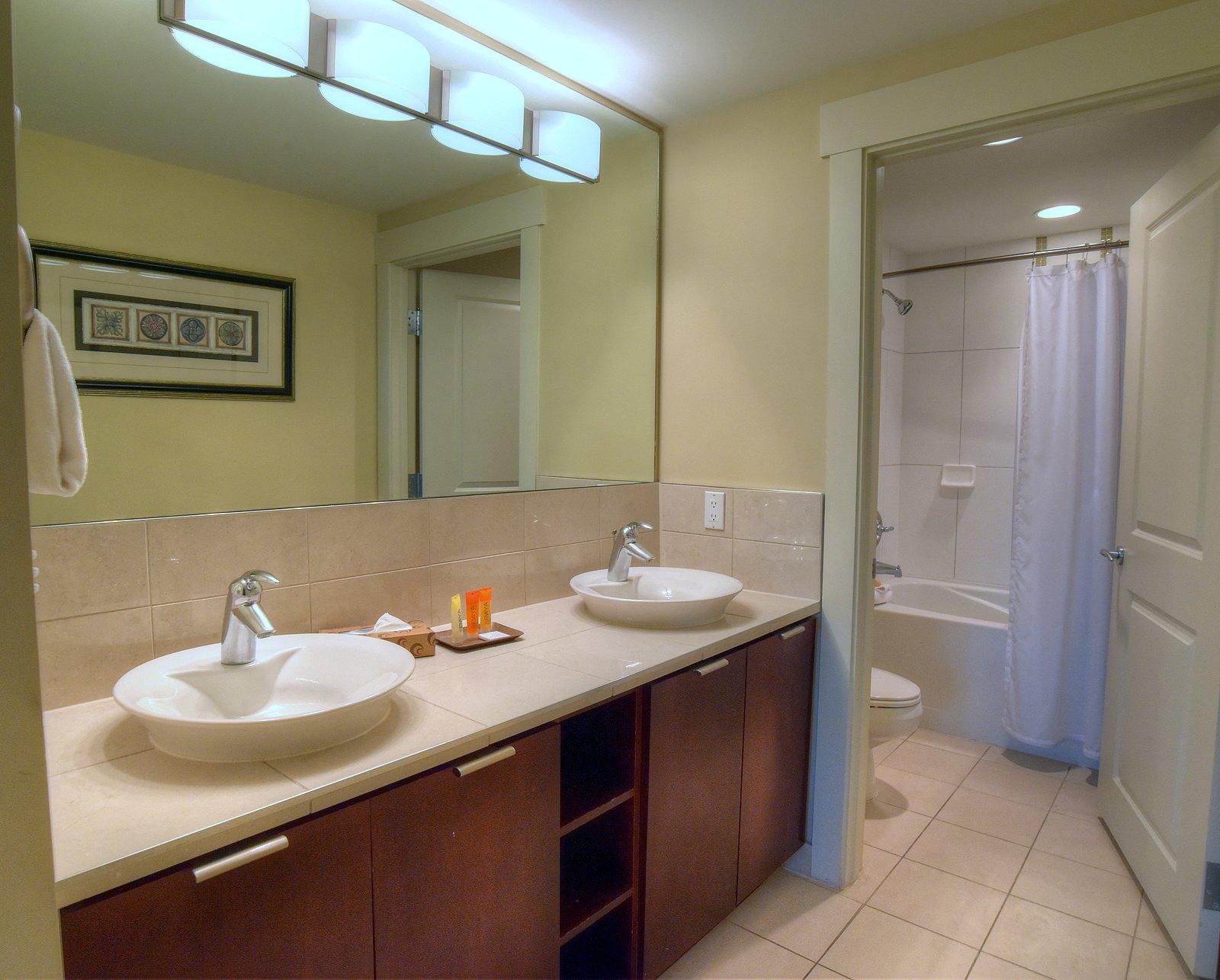 BAHIA CONDO - Residential