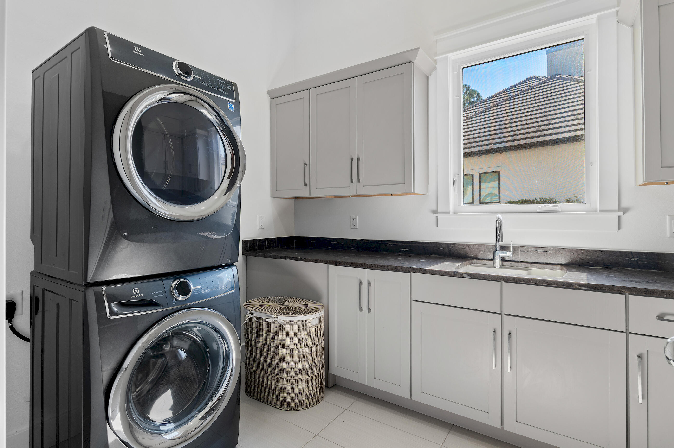 Burnt Pine - Residential