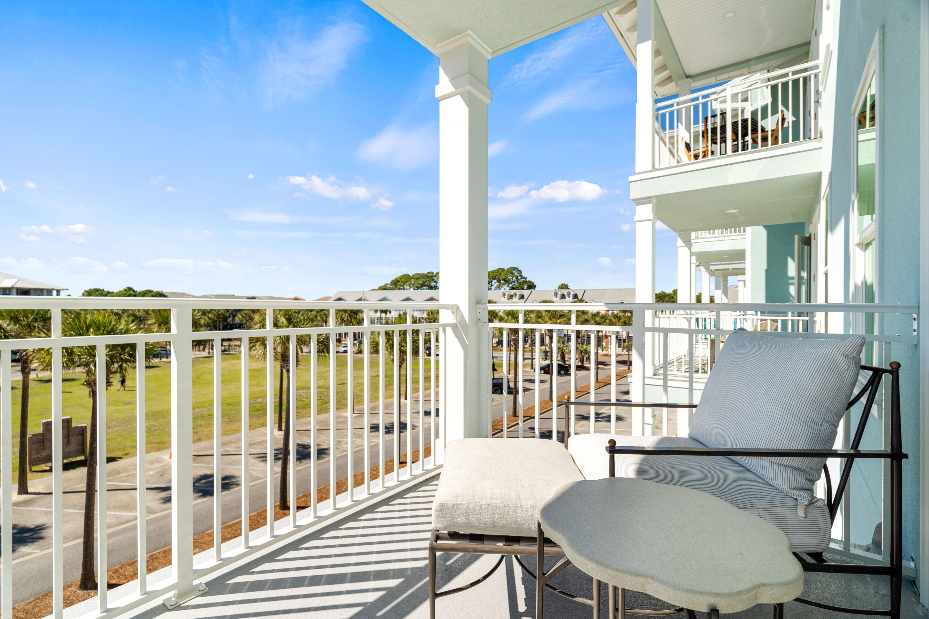 GULF PLACE RESIDENCES - Residential