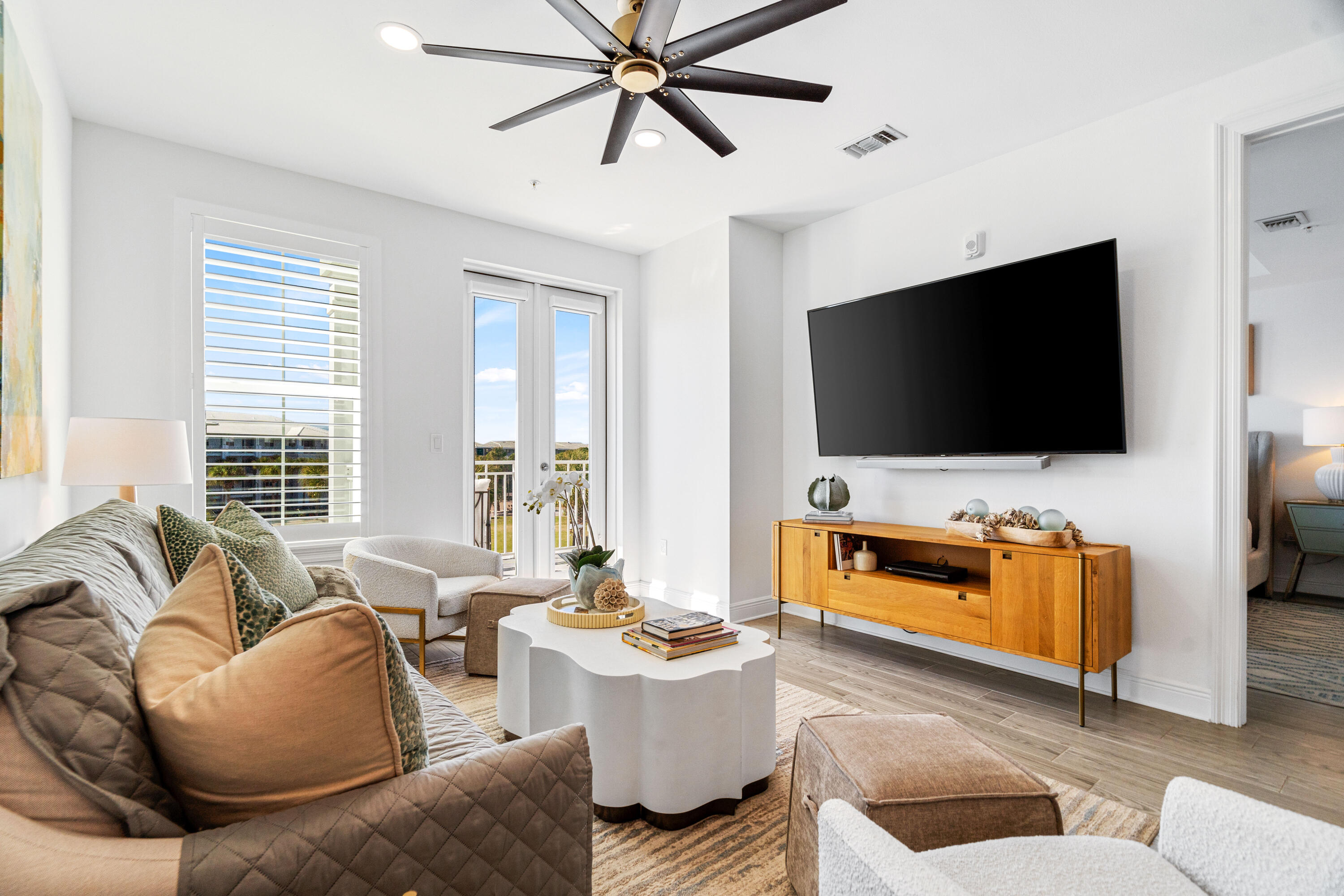 GULF PLACE RESIDENCES - Residential