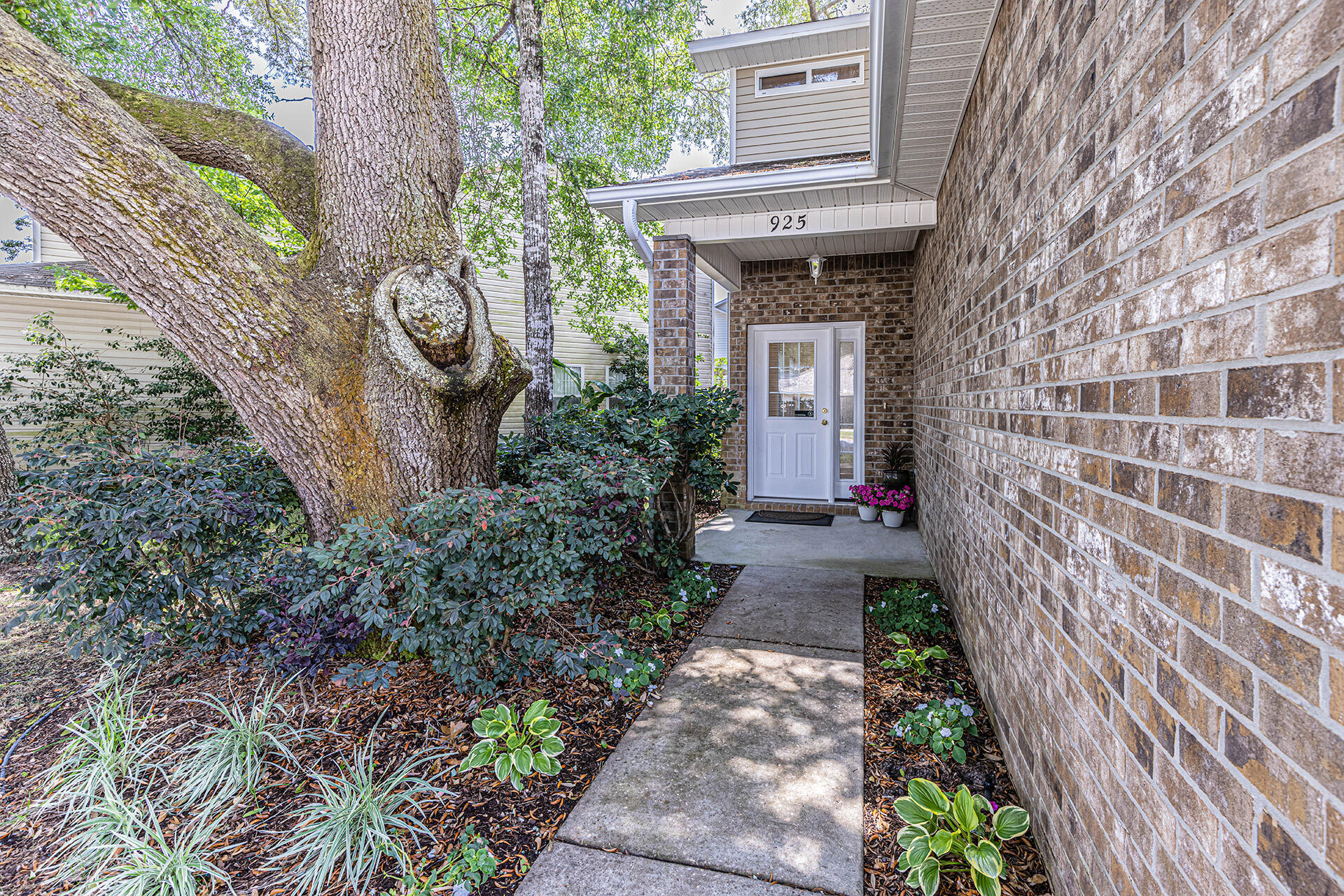 OAK PARK ESTATES - Residential