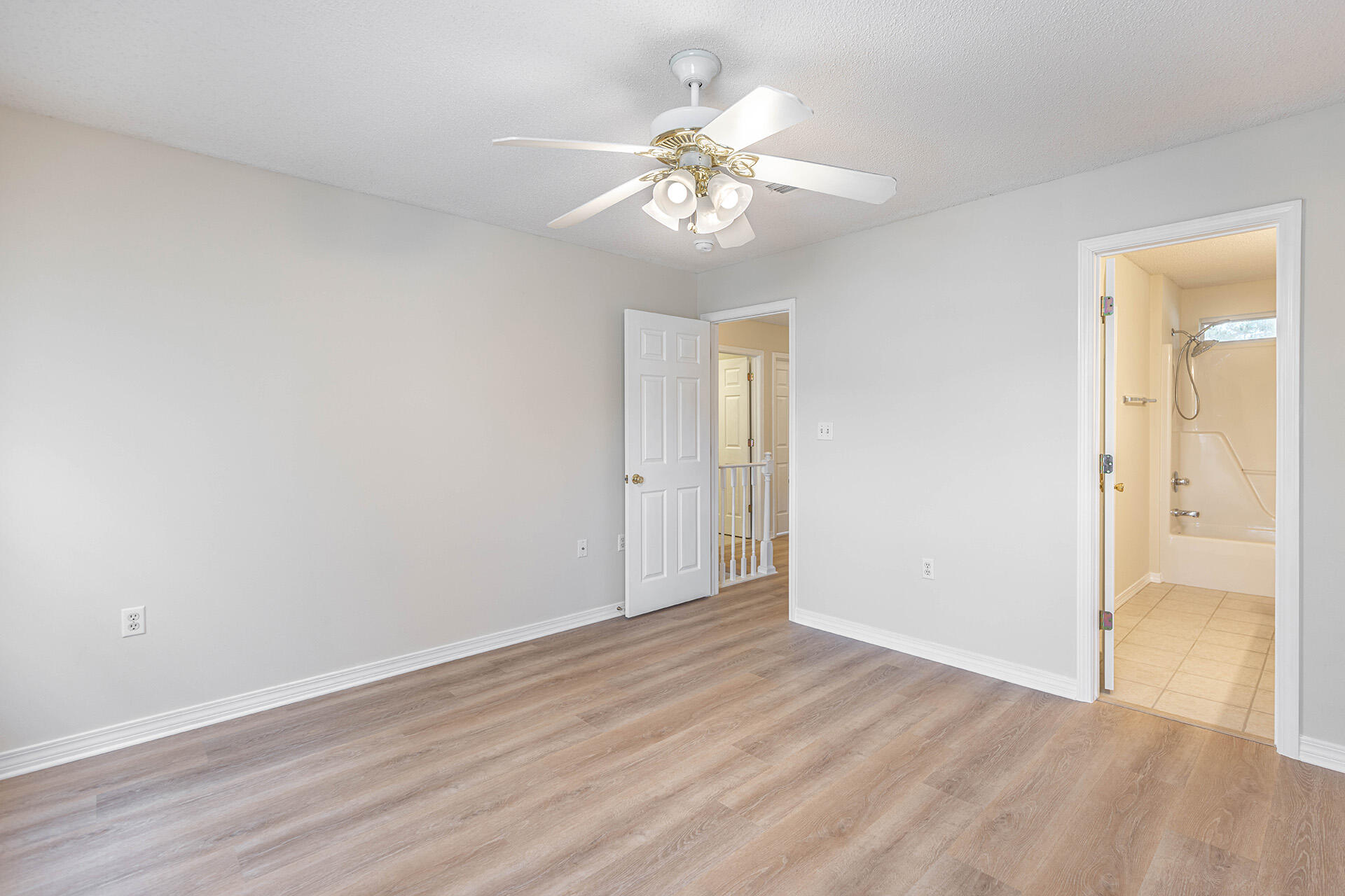 OAK PARK ESTATES - Residential