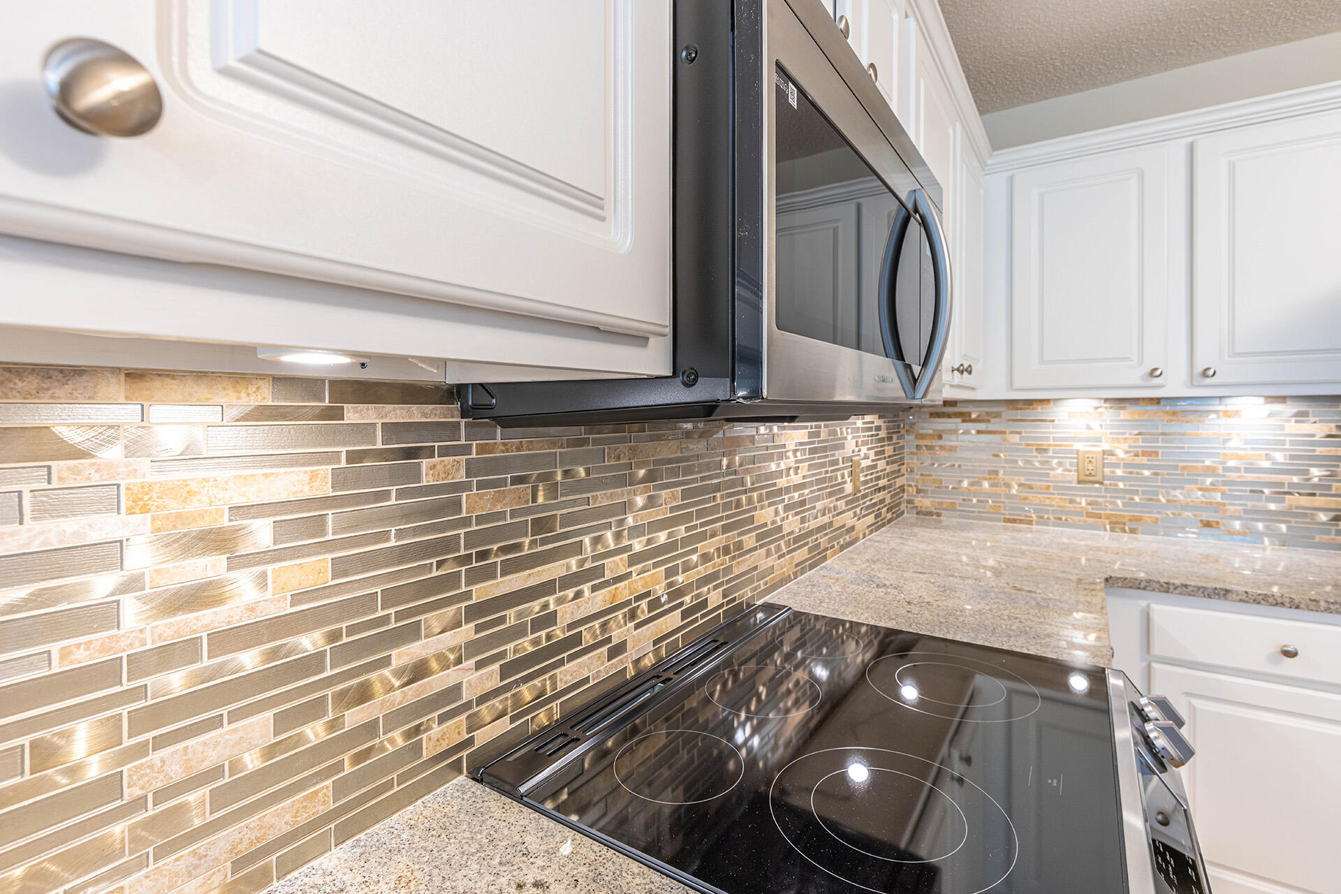 OAK PARK ESTATES - Residential