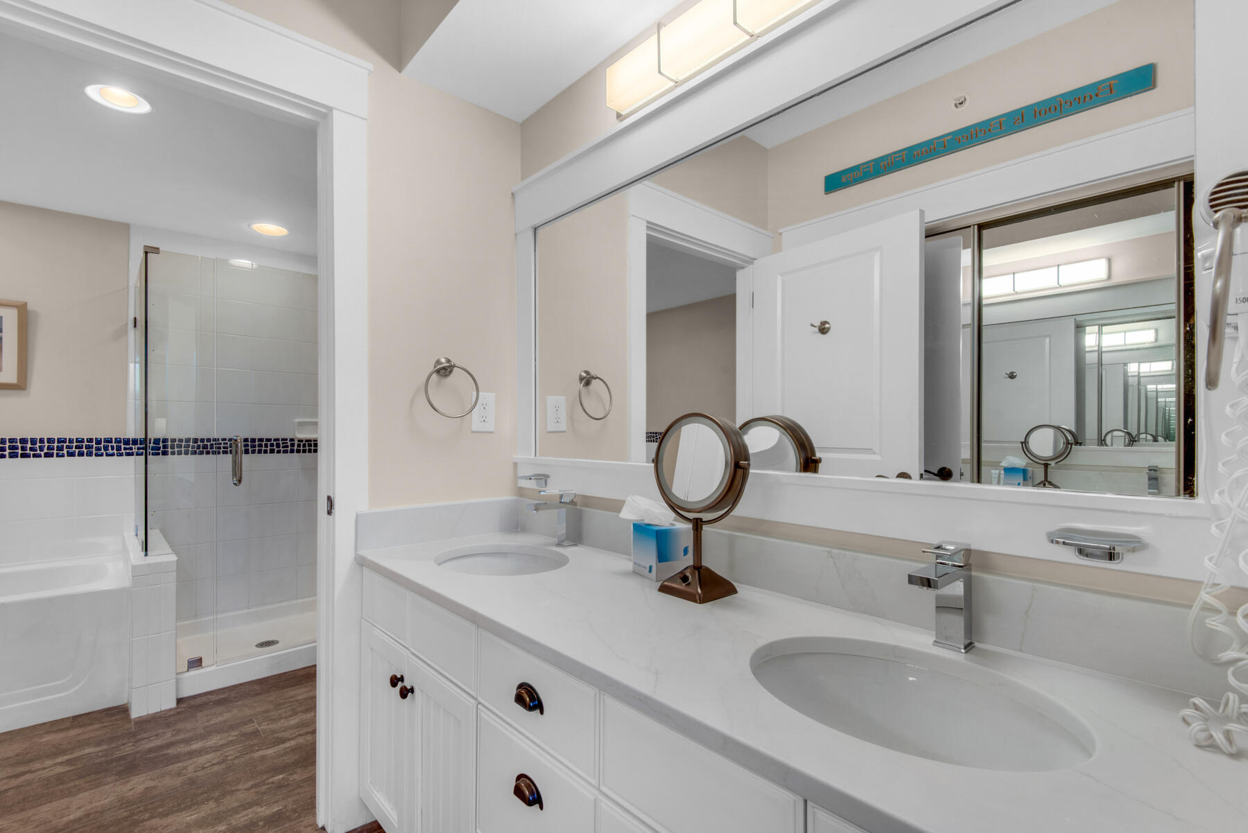 MARKET STREET INN - Residential