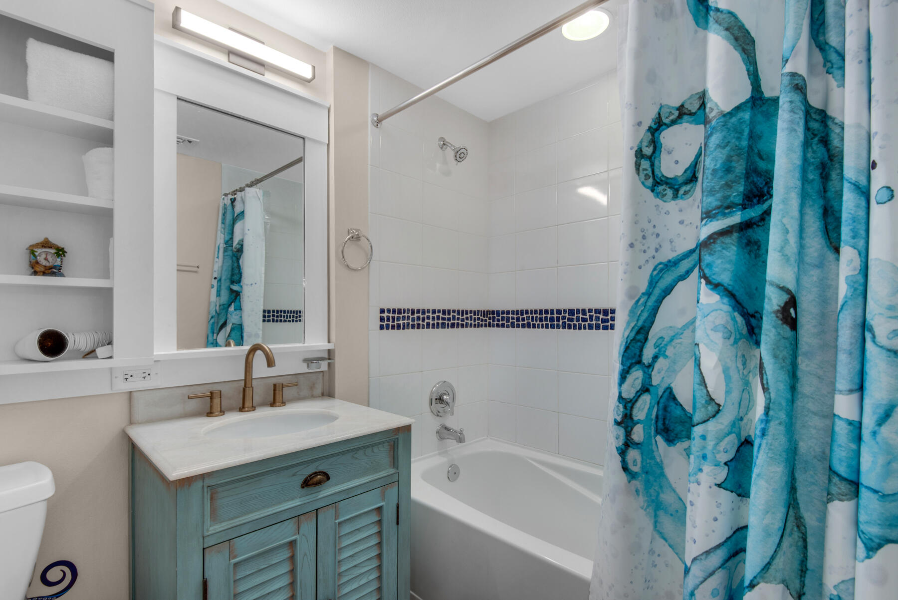 MARKET STREET INN - Residential