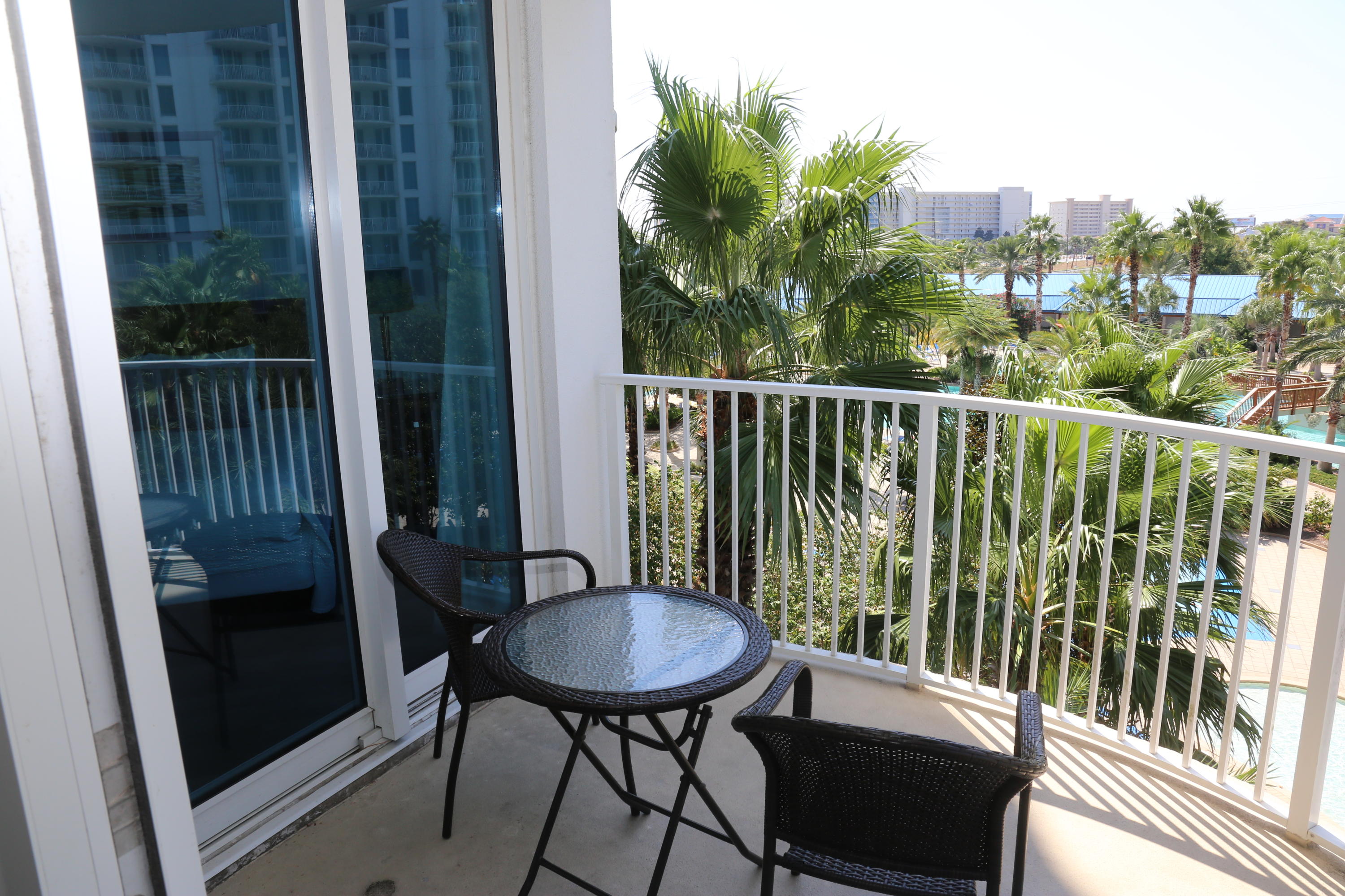 THE PALMS OF DESTIN - Residential