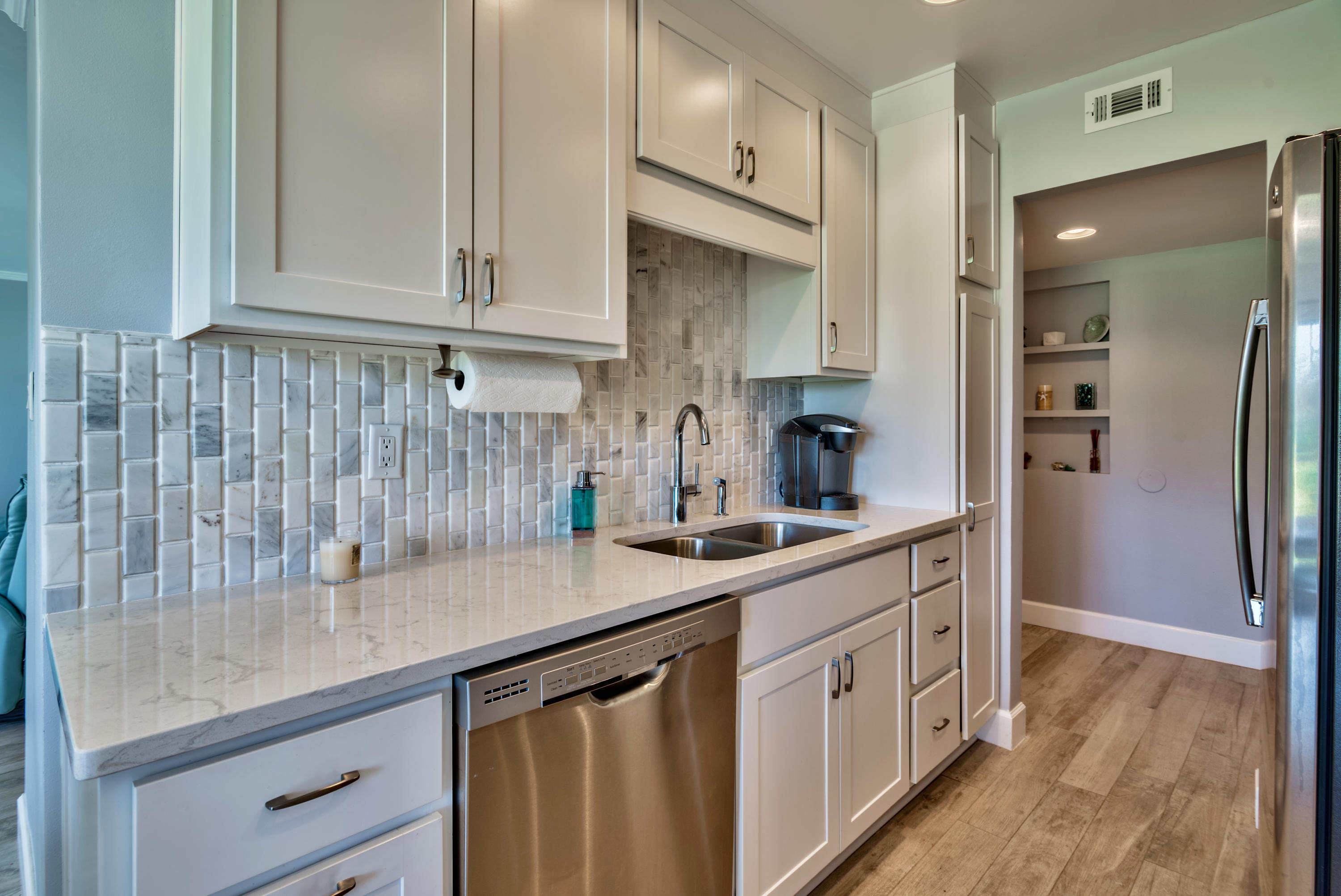 SEASCAPE CONDO GARDEN VILLA - Residential