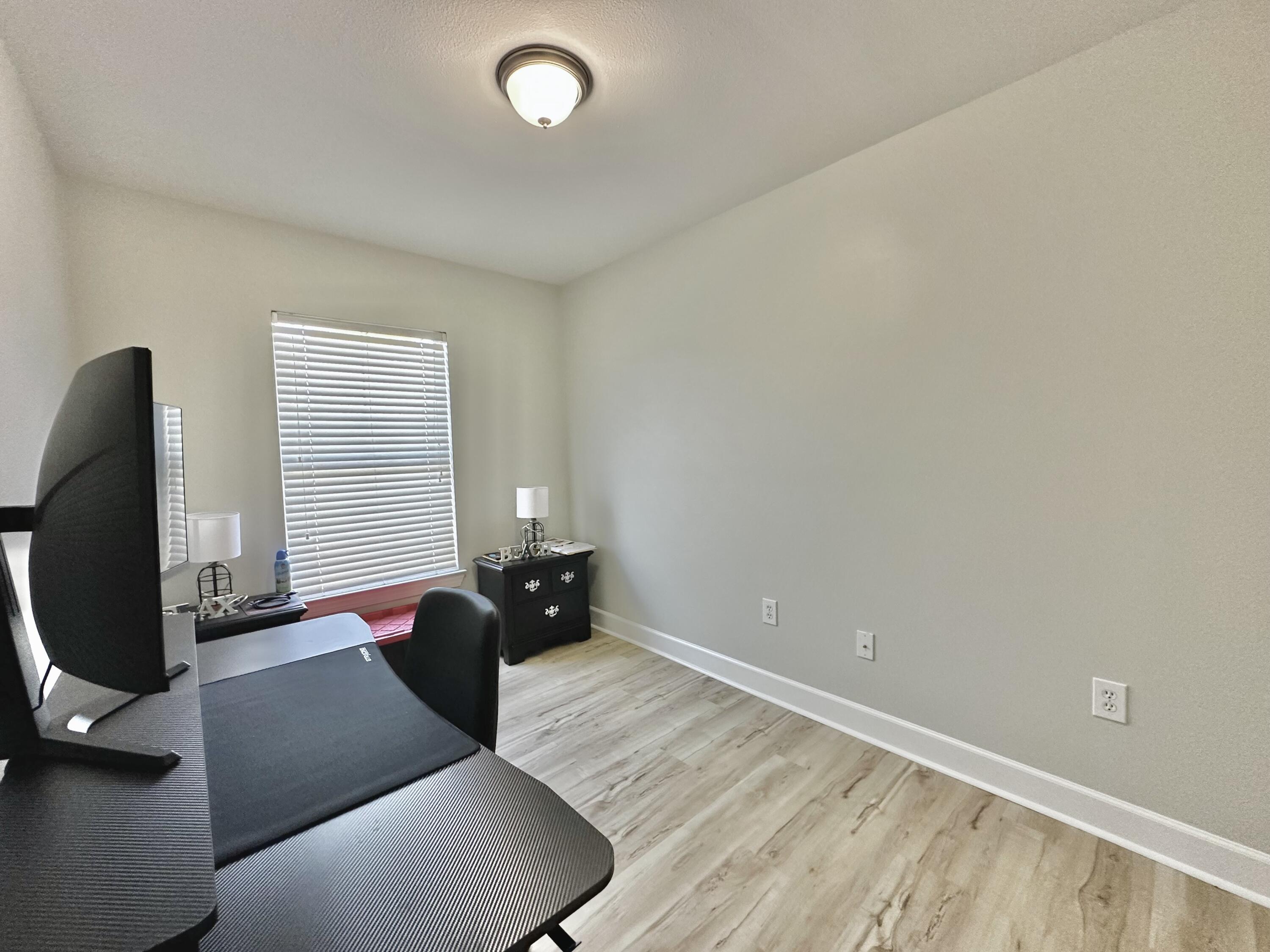 EAGLE BAY - Residential