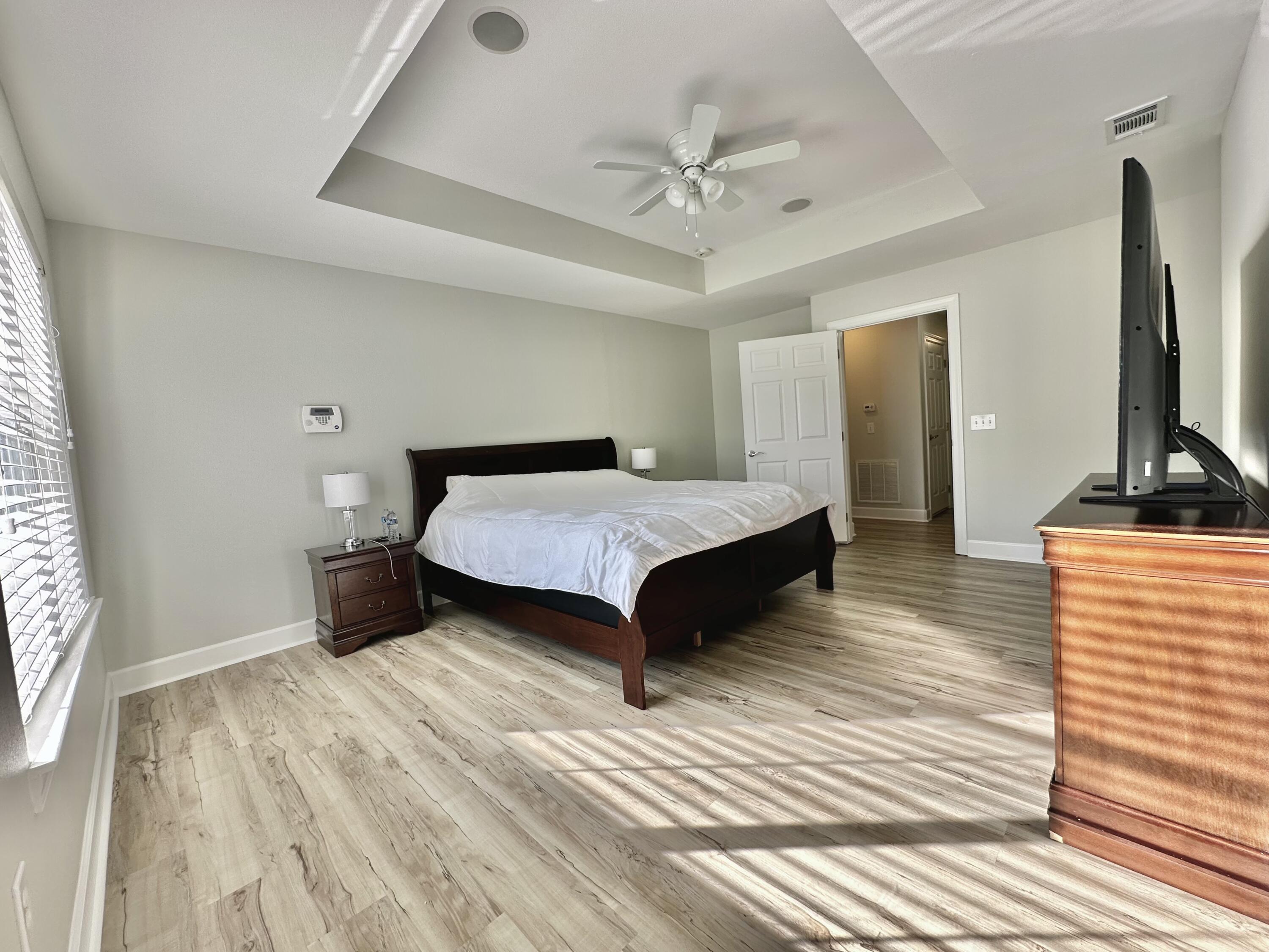 EAGLE BAY - Residential