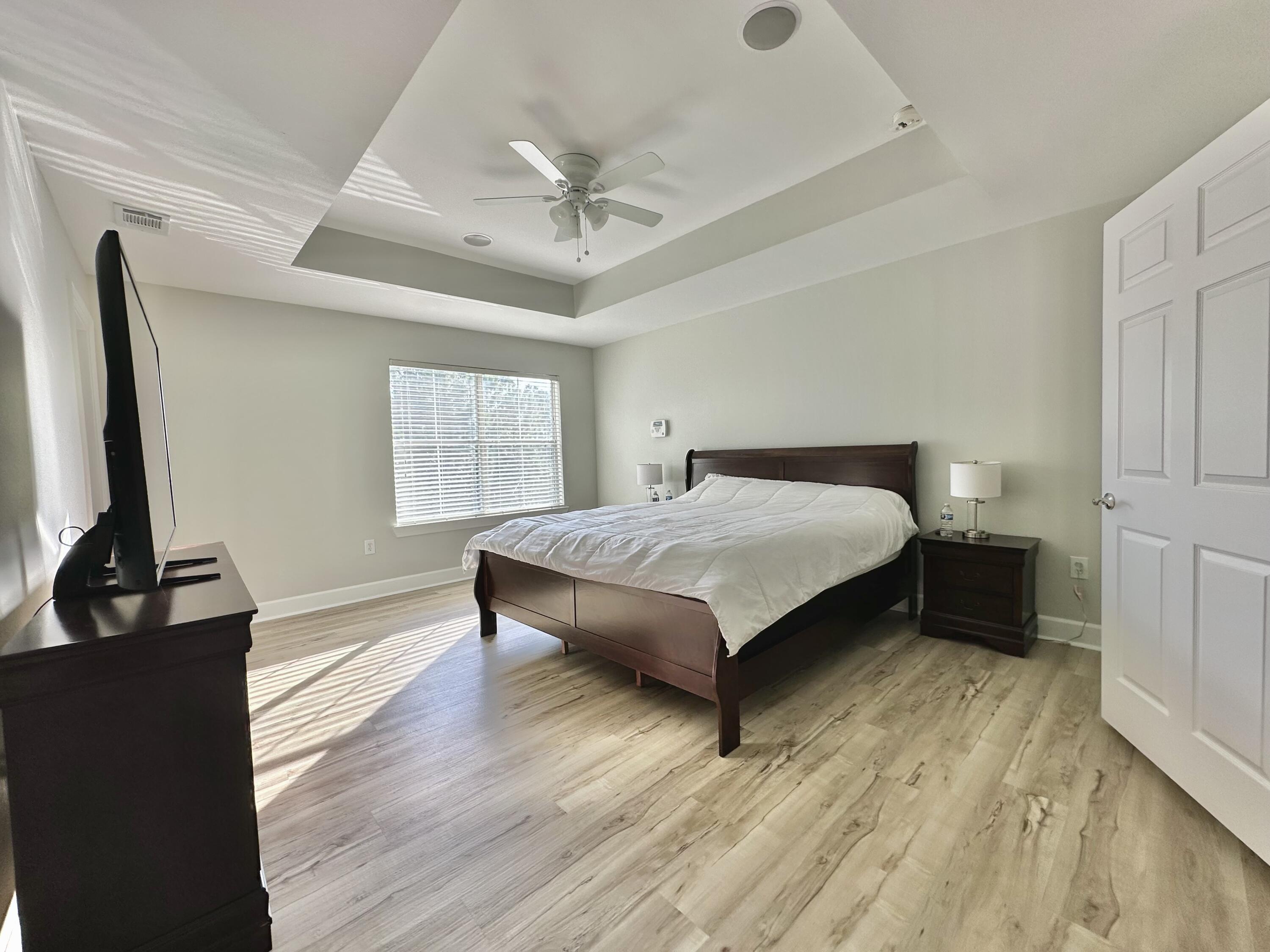 EAGLE BAY - Residential