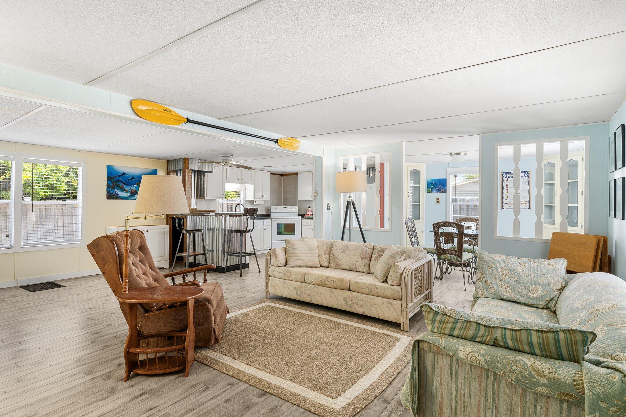 LAGUNA BEACH - Residential