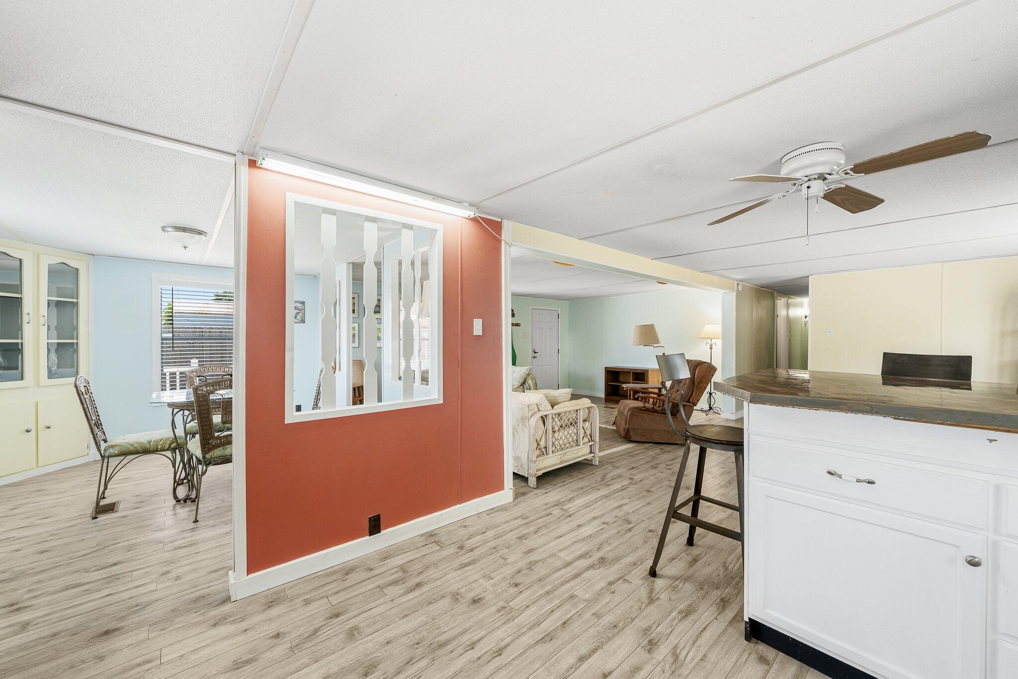 LAGUNA BEACH - Residential