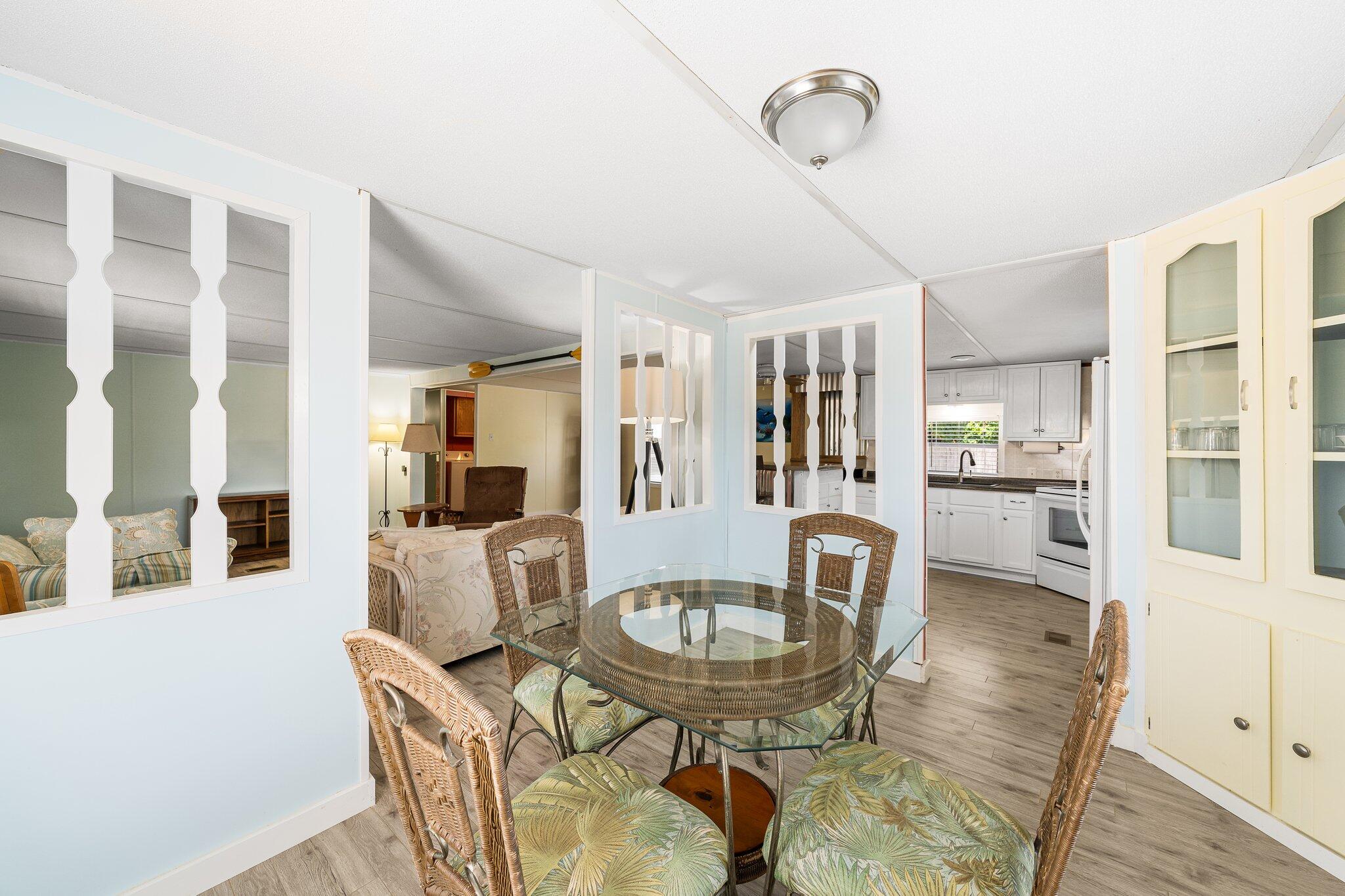LAGUNA BEACH - Residential