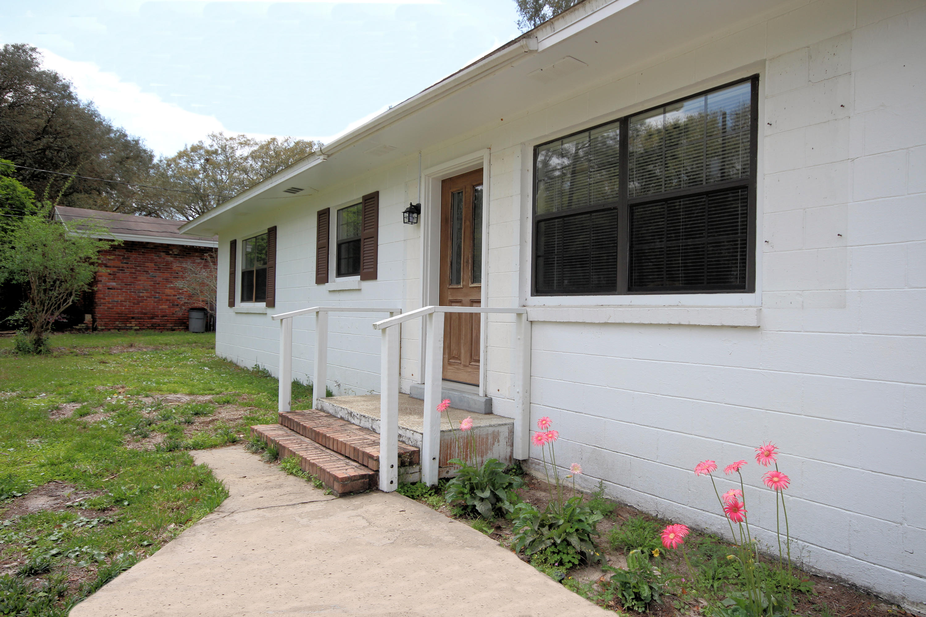 BAYOU POQUITO - Residential