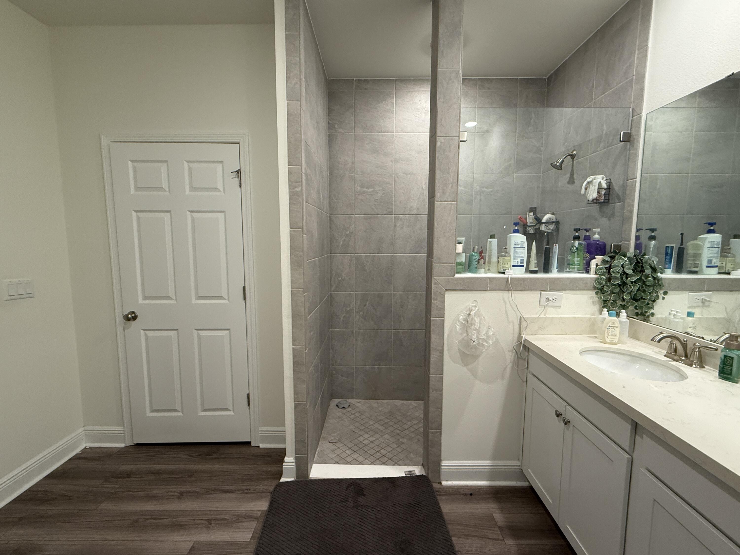 HAMMOCK BAY - Residential Lease