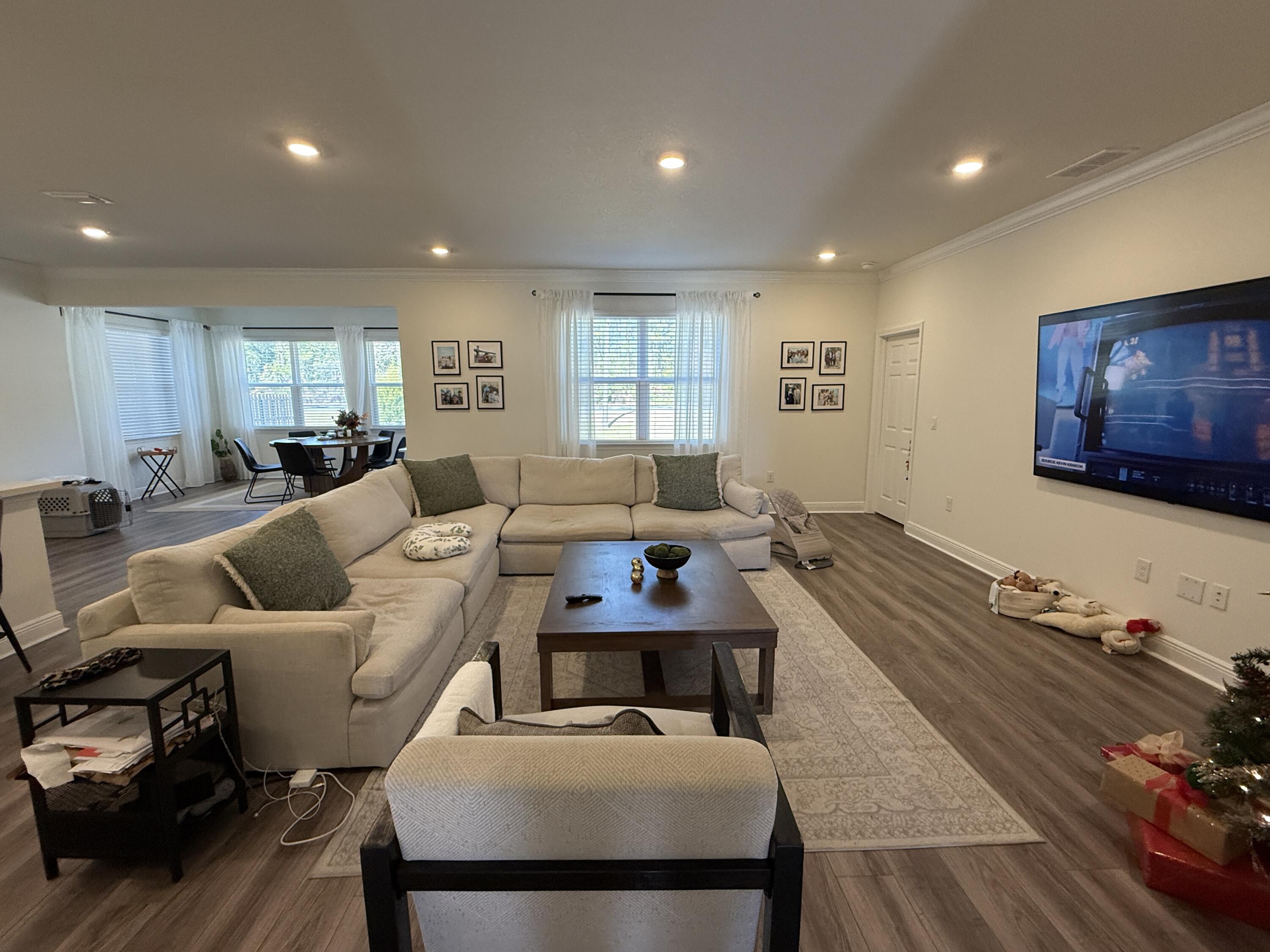 HAMMOCK BAY - Residential Lease