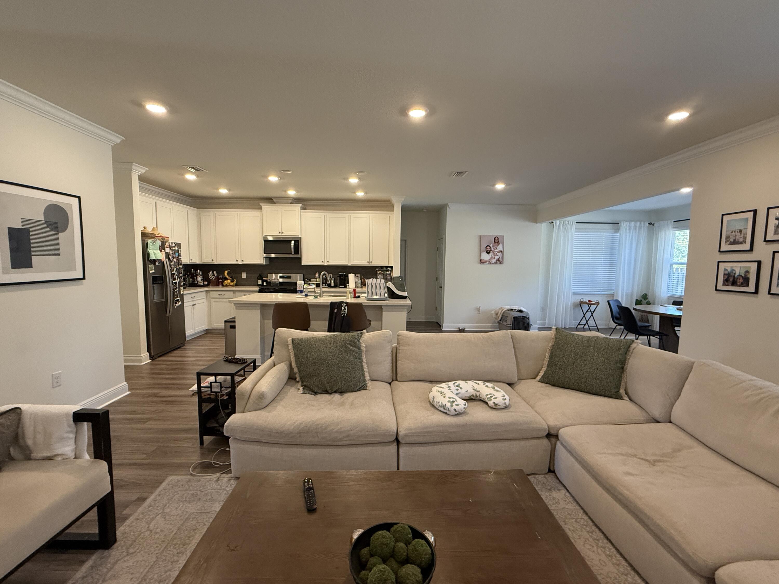 HAMMOCK BAY - Residential Lease