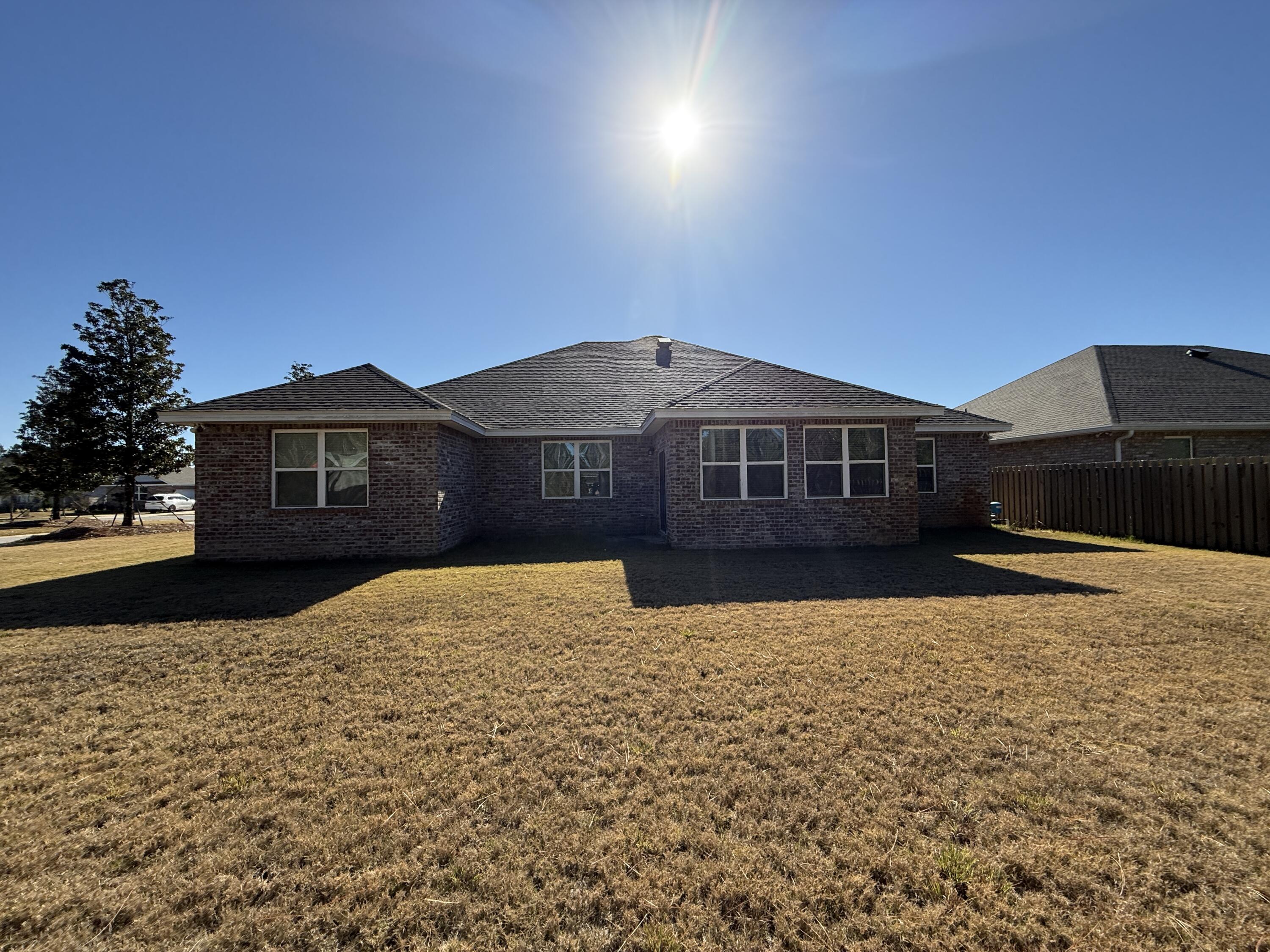 HAMMOCK BAY - Residential Lease