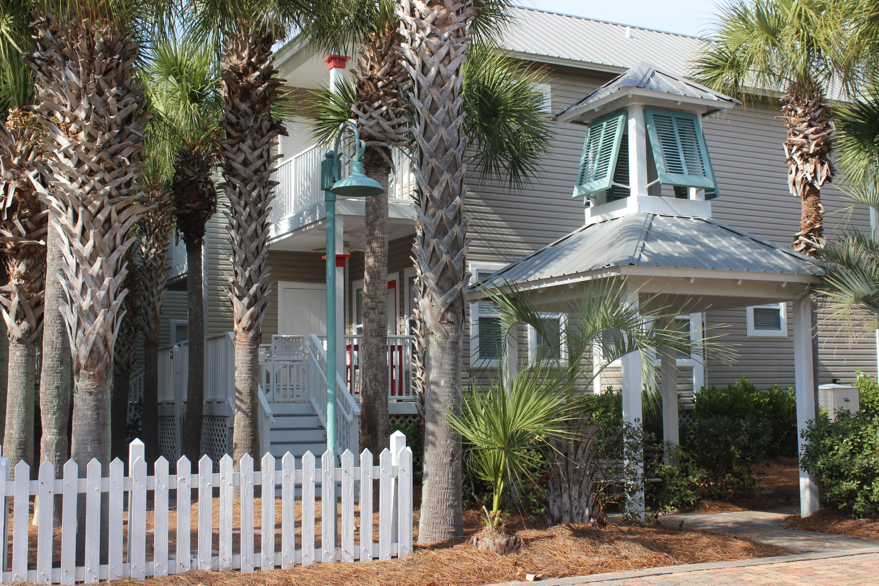 OLD FLORIDA COTTAGES - Residential