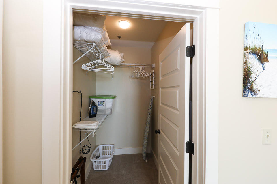 REDFISH VILLAGE - Residential