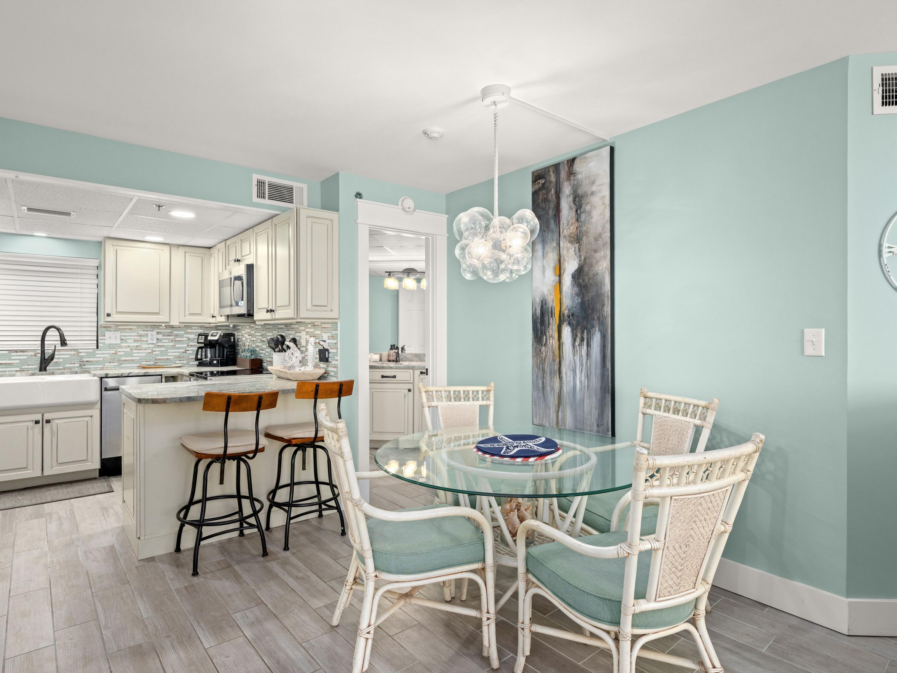 SUNBIRD CONDO - Residential
